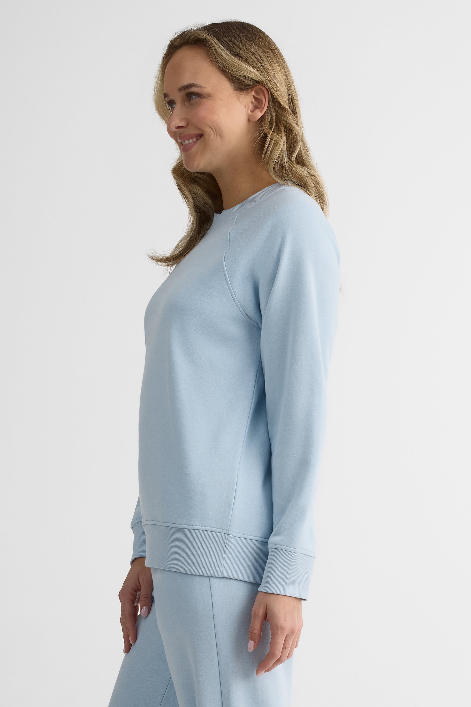 Chandail ouaté raglan coupe ample – Femme && BLEU