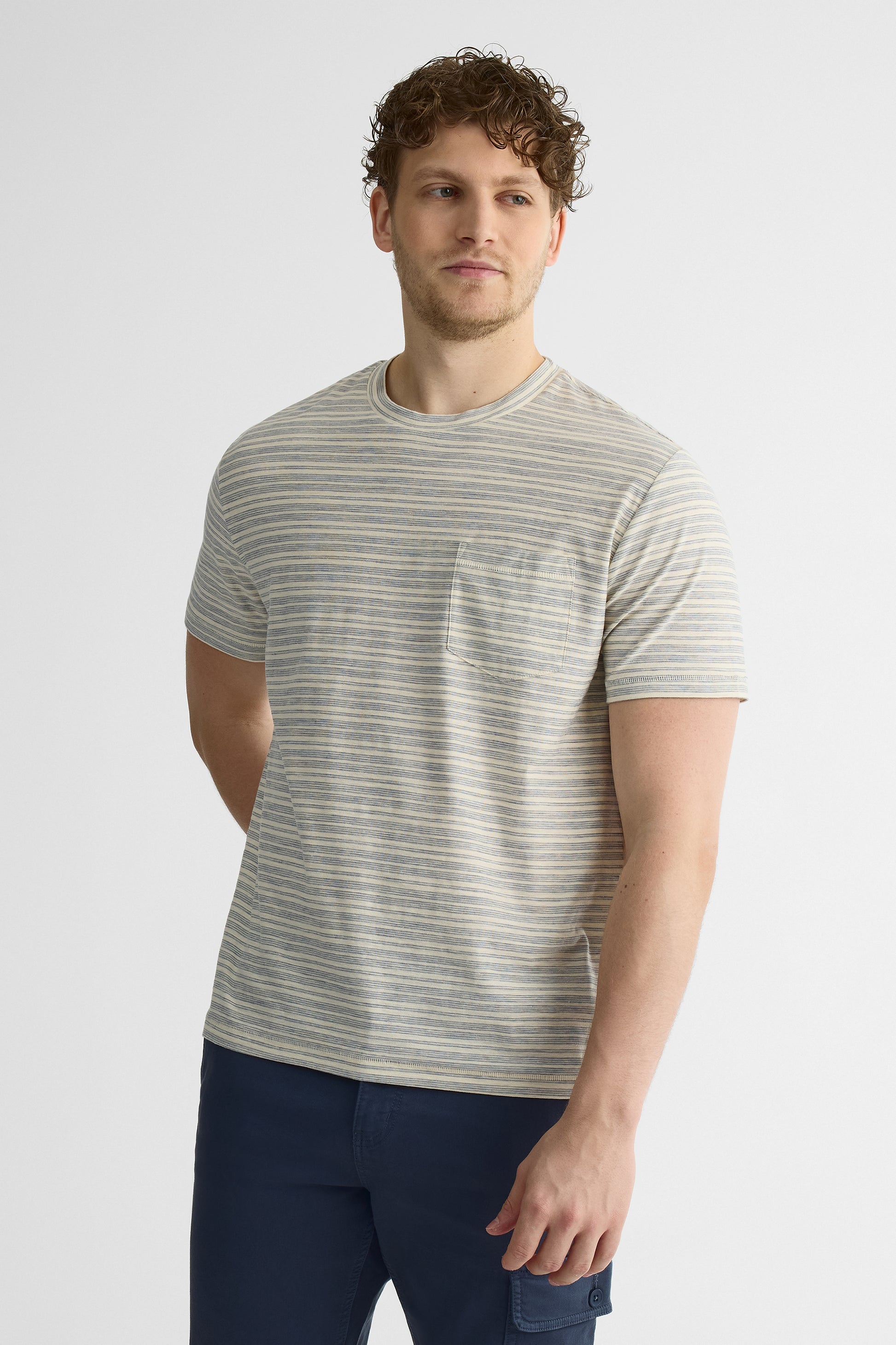 T-shirt rayé à col rond avec poche – Homme && GRIS MULTI