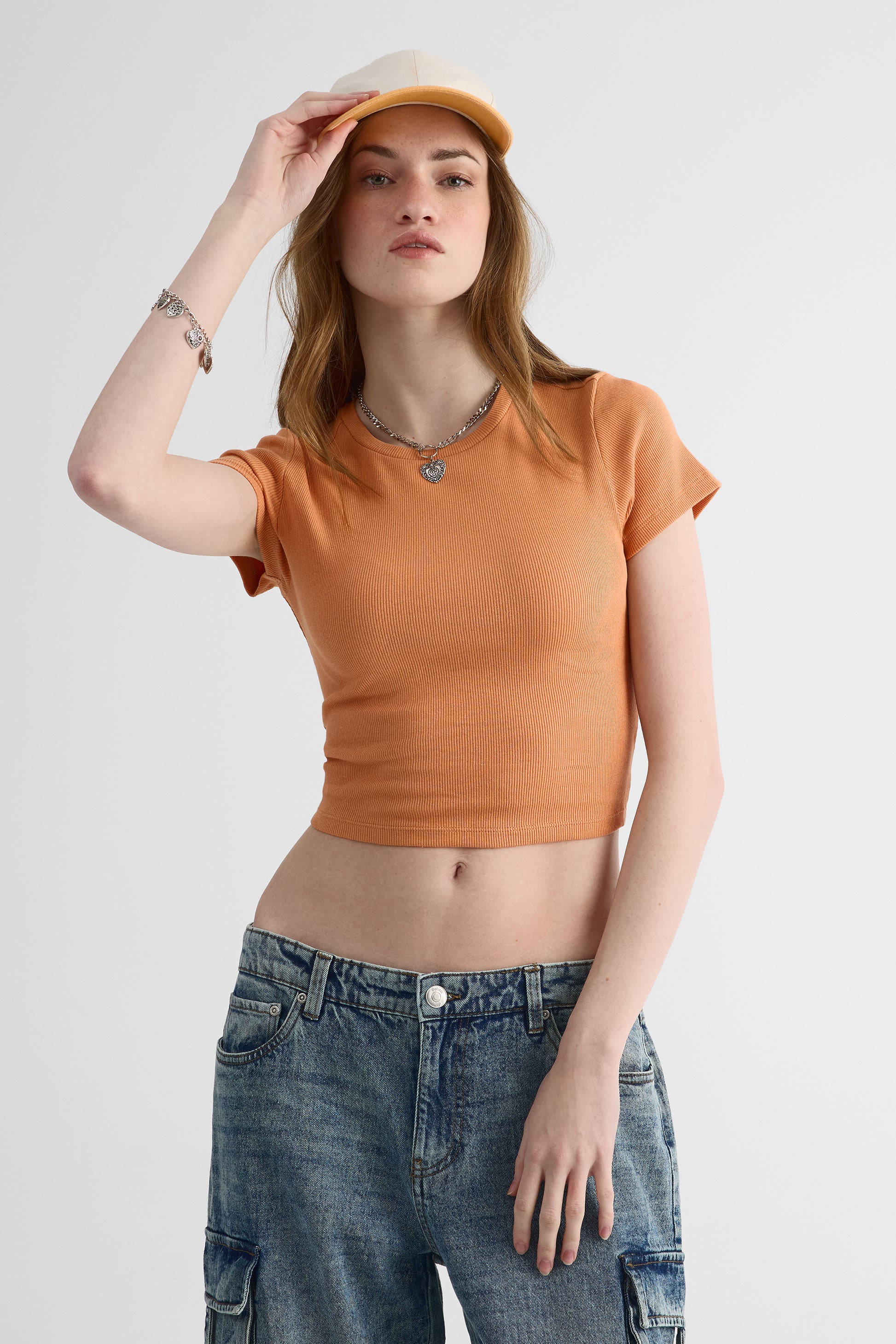 Chandail Baby Rib col rond – Jeune femme && BRUN