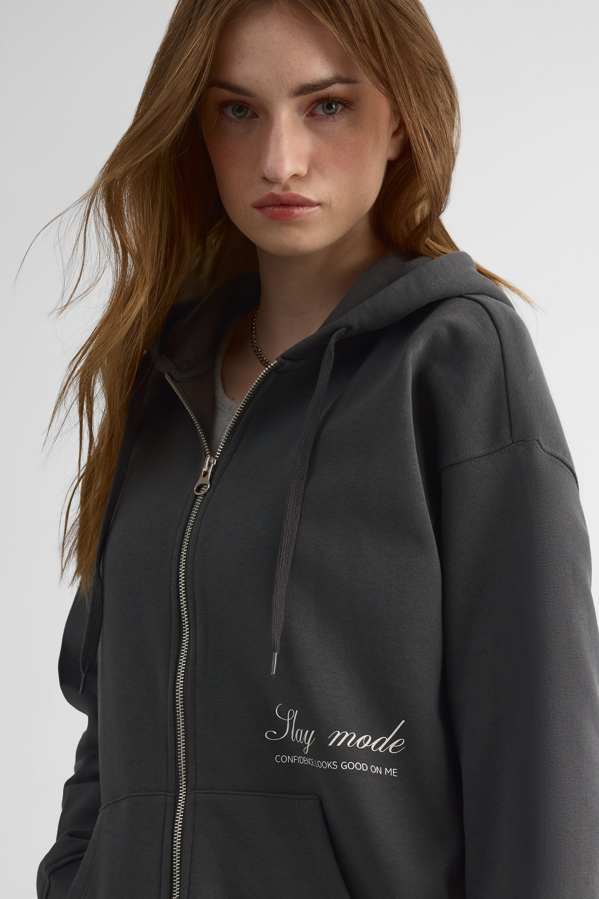 Veste ouatée oversize avec capuchon - Femme && CHARBON