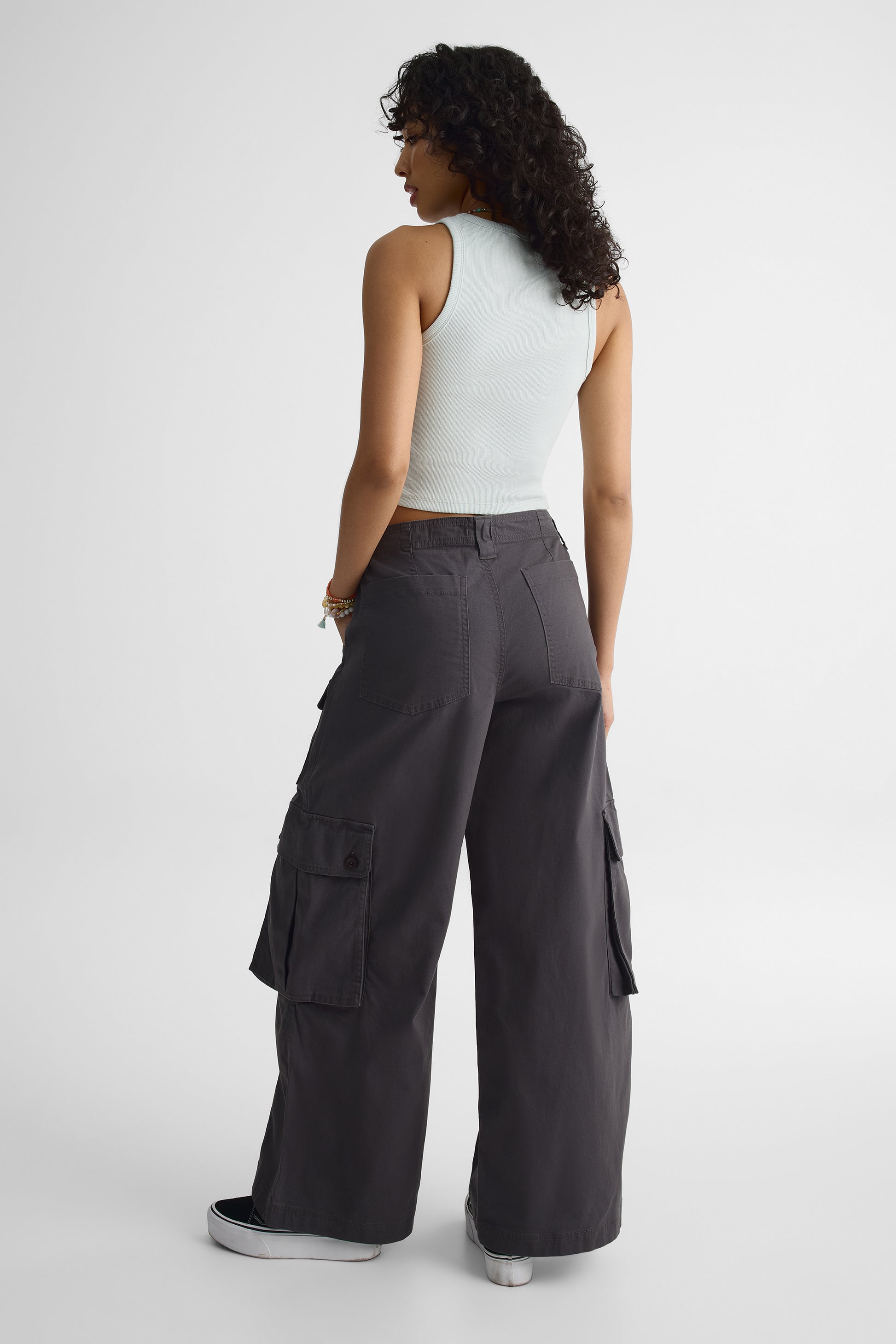 Pantalon cargo full baggy en coton recyclé - Femme && CHARBON