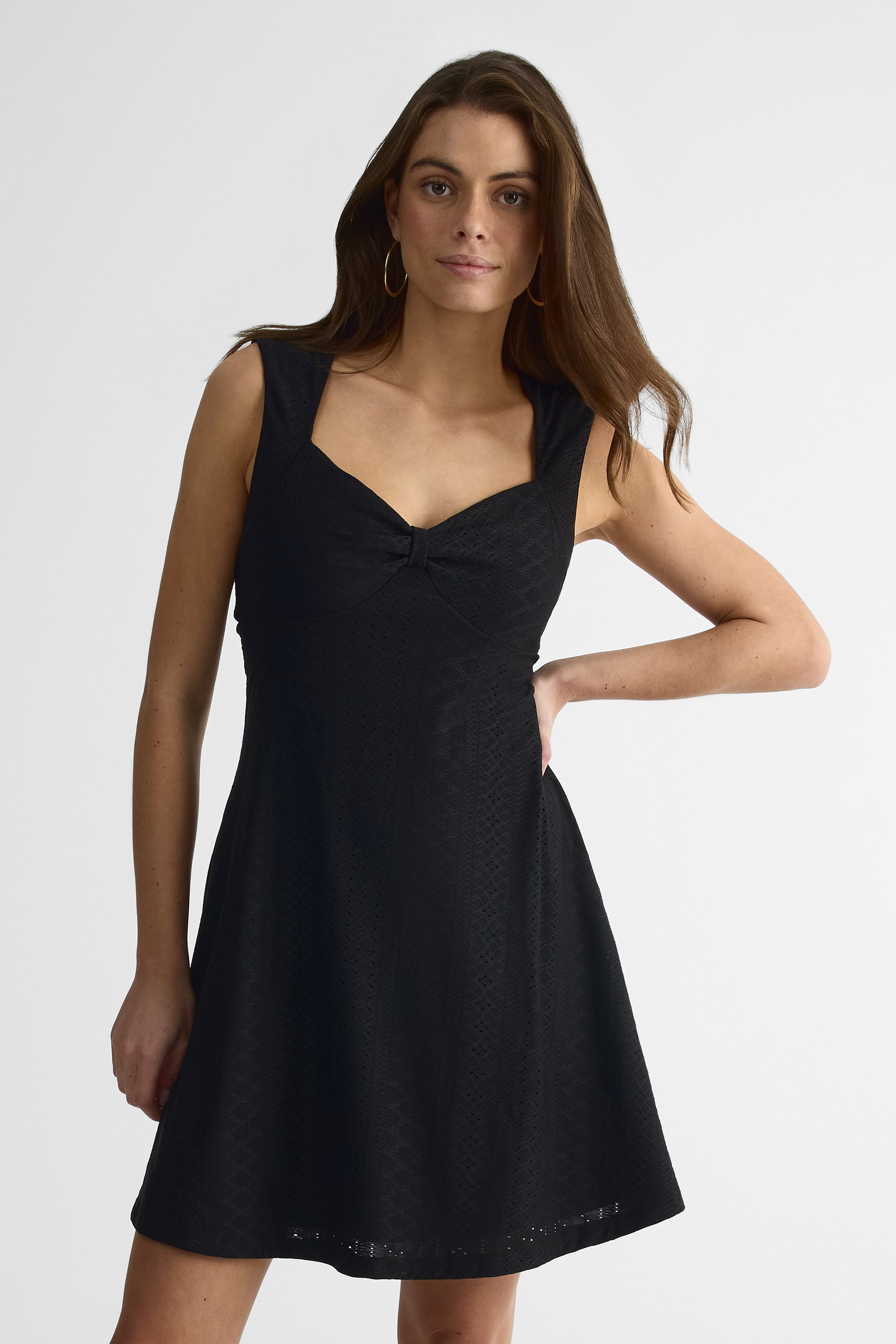 Robe fleurie à manches, col Queen Anne - Femme && CHARBON
