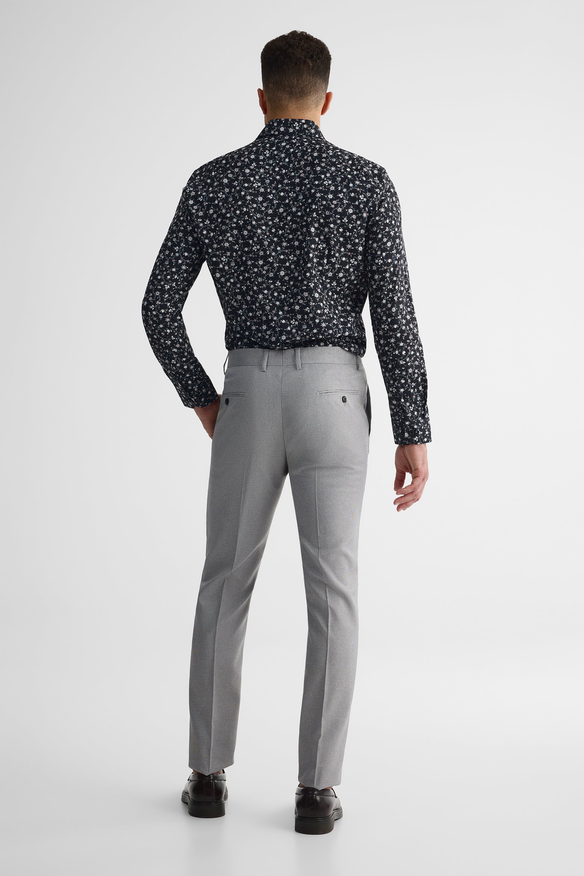 Pantalon habillé coupe ajustée – Homme && GRIS