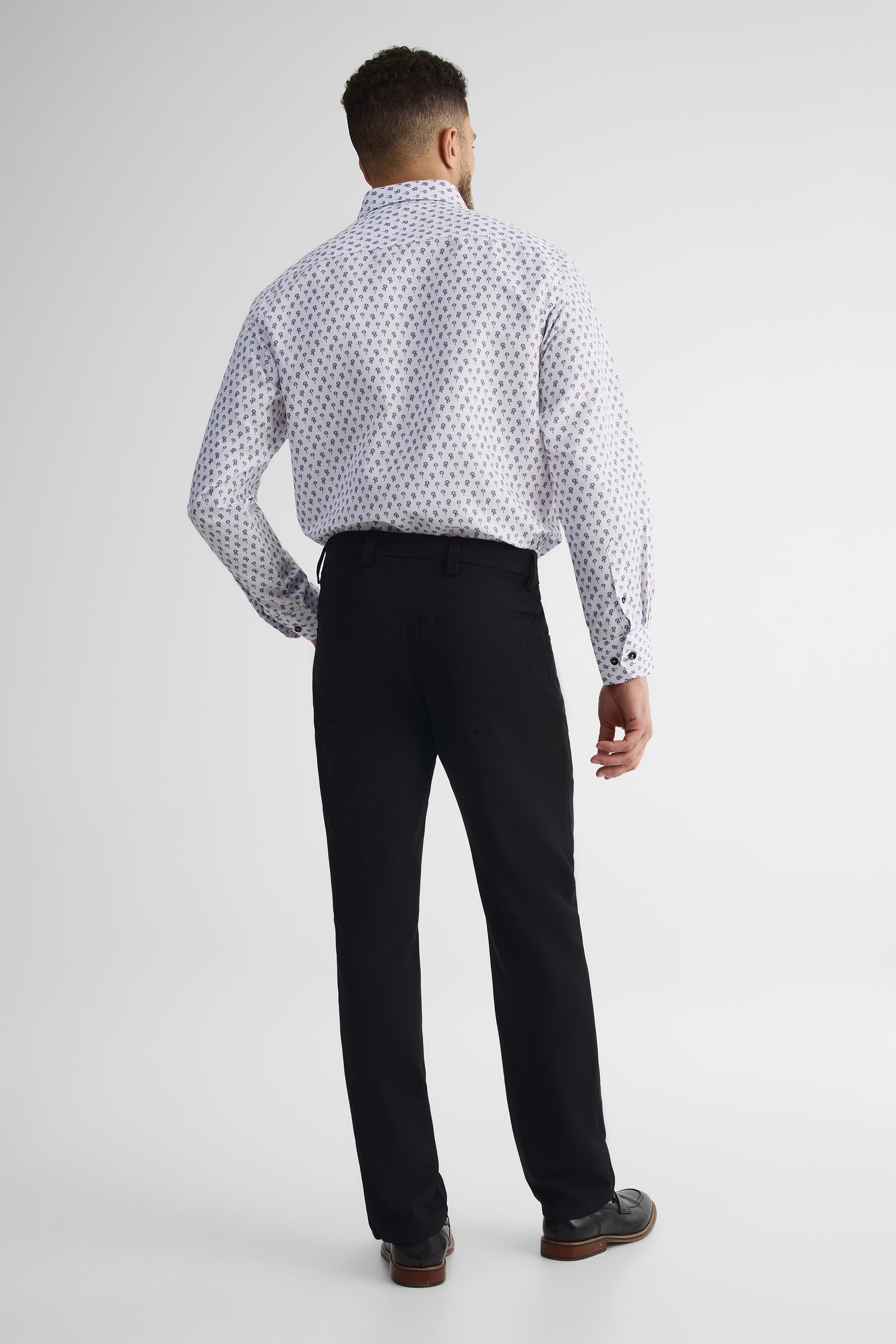 Pantalon coupe régulière bi-stretch – Homme && NOIR