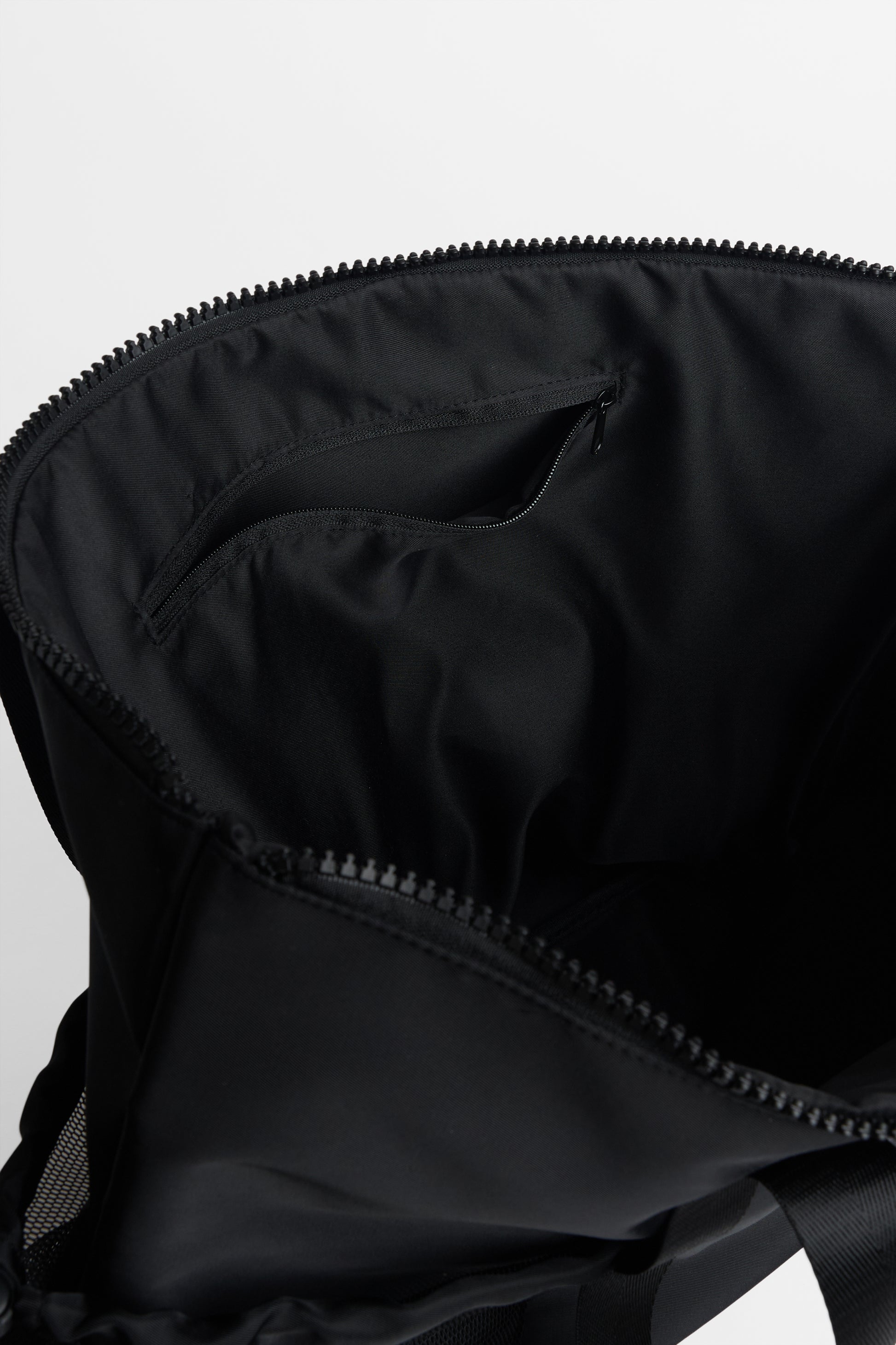 Sac fourre-tout bandoulière en polyester - Femme && NOIR