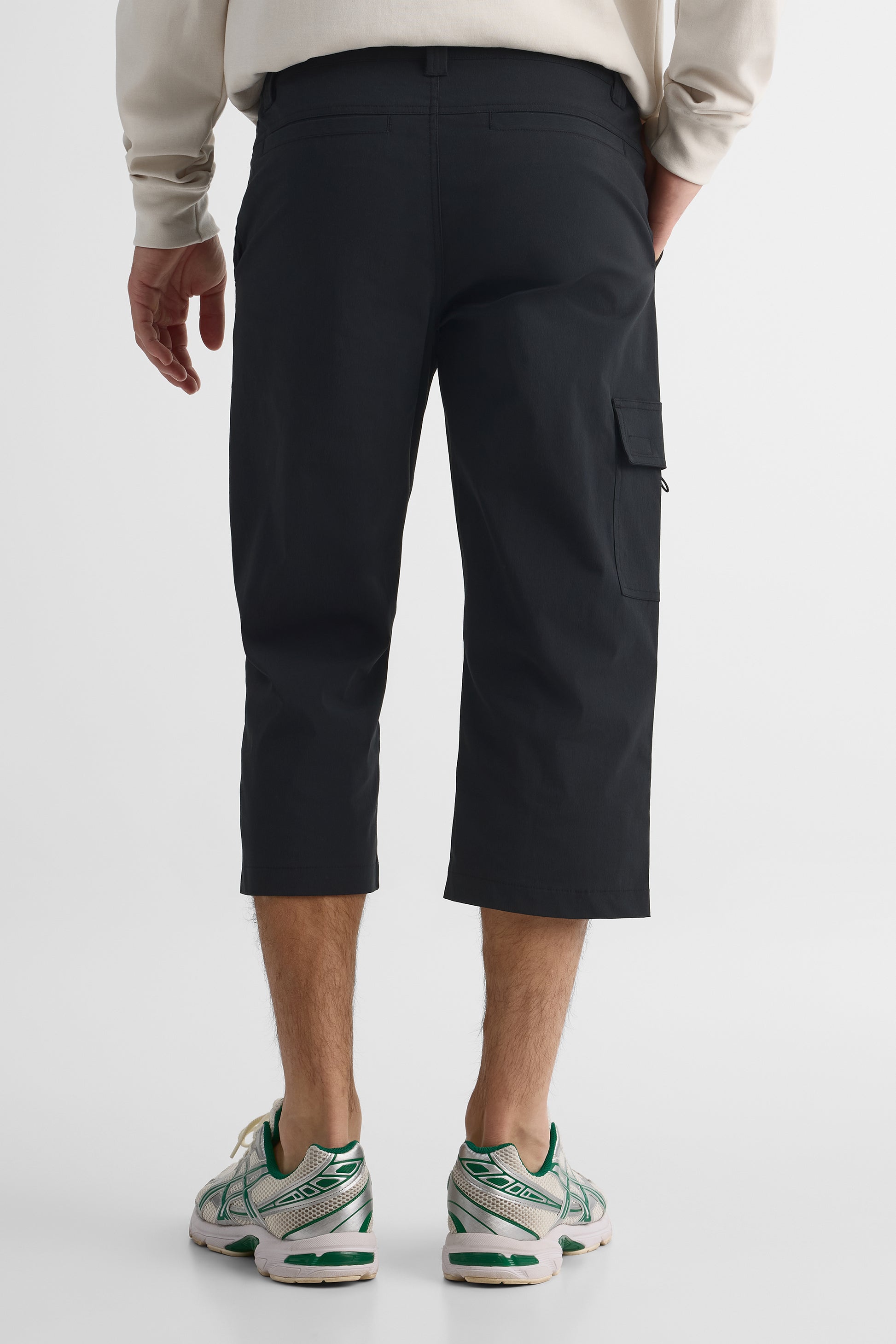 Capri homme avec poches cargo - Coupe droite && NOIR