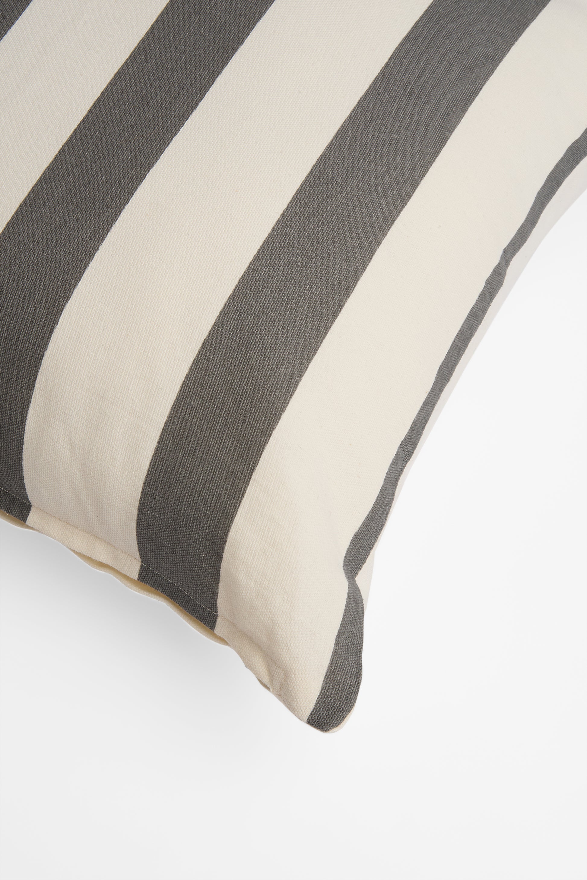 Coussin rempli rayé 18x18 – MaisonCotton && BLANC MULTI