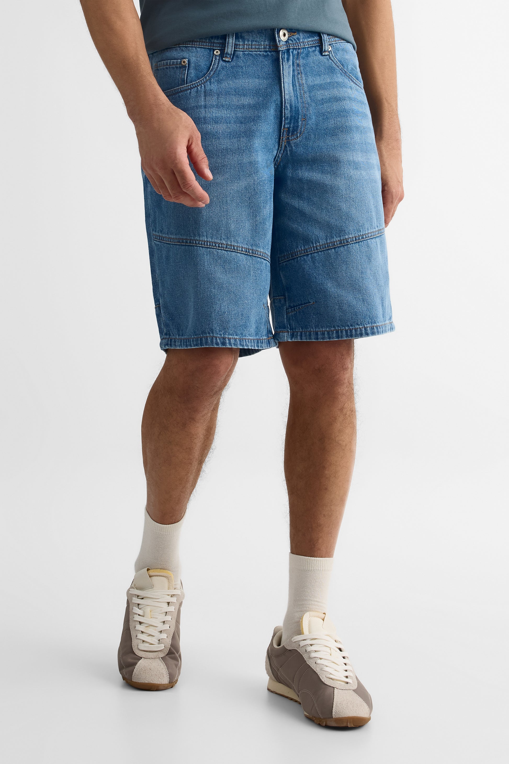 Short en denim coupe régulière – Homme && DENIM PALE