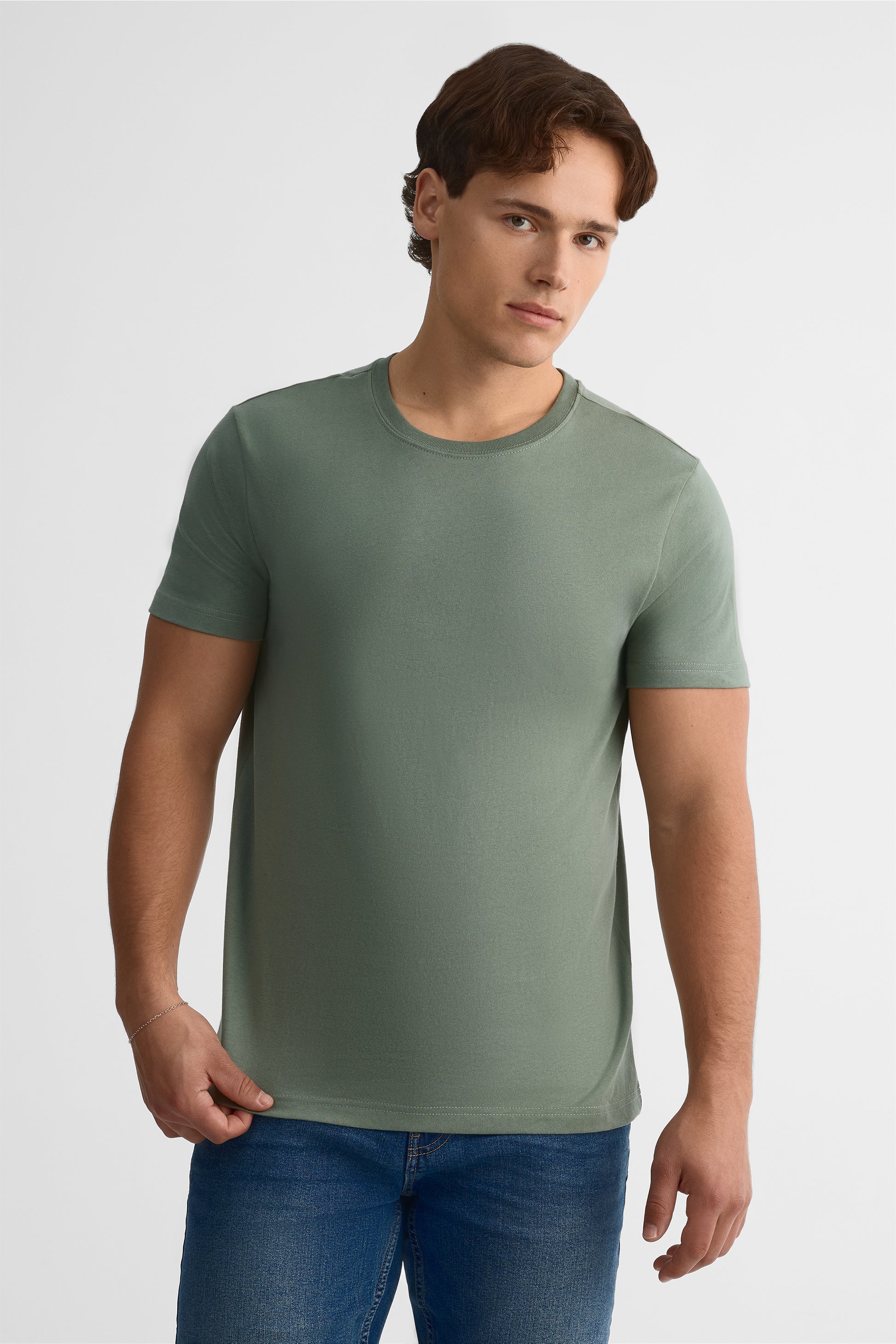 T-shirt col rond coupe régulière – Femme 3/25$ && VERT