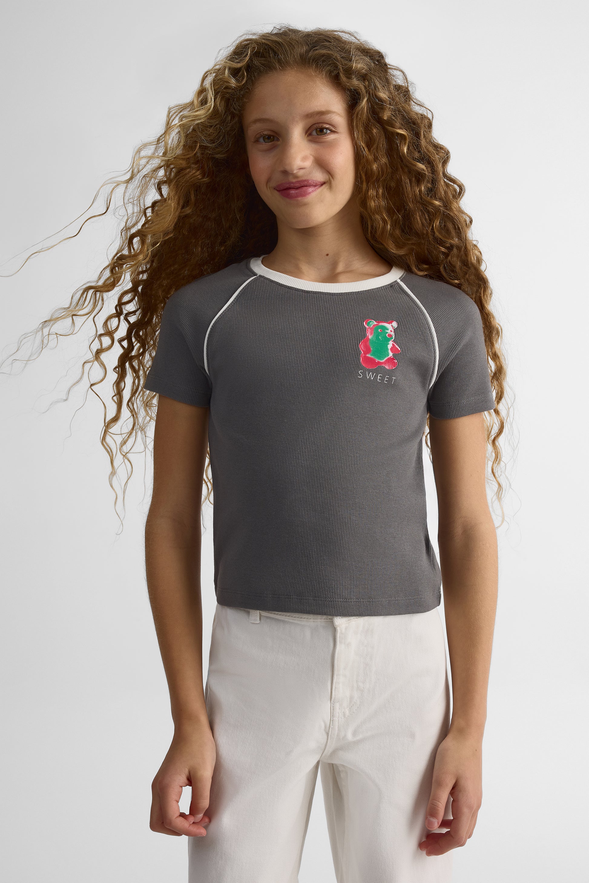 Chandail Raglan ajusté avec imprimé – Ado fille && CHARBON
