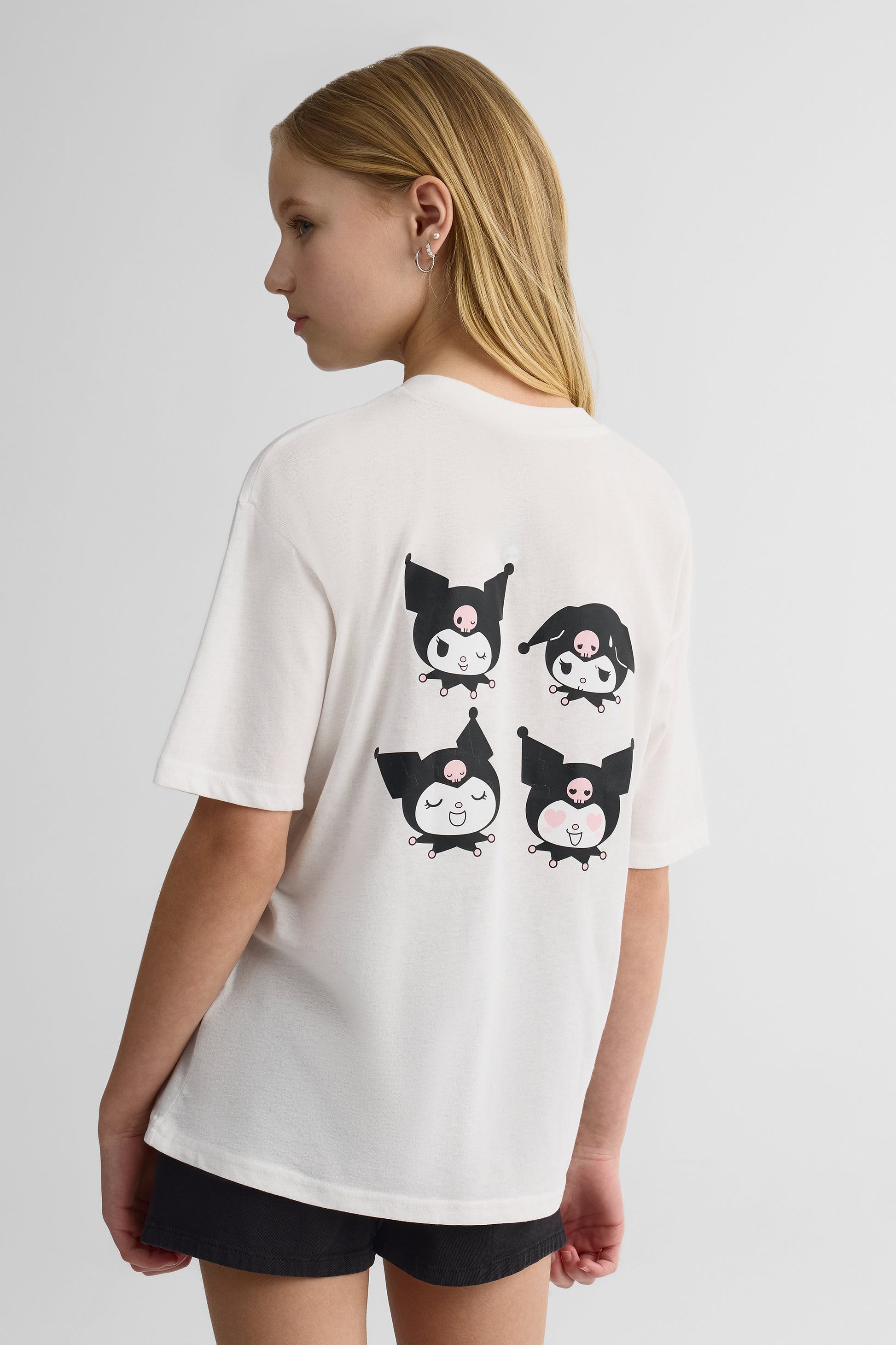 Chandail graphique oversize Kuromi – Ado fille && BLANC