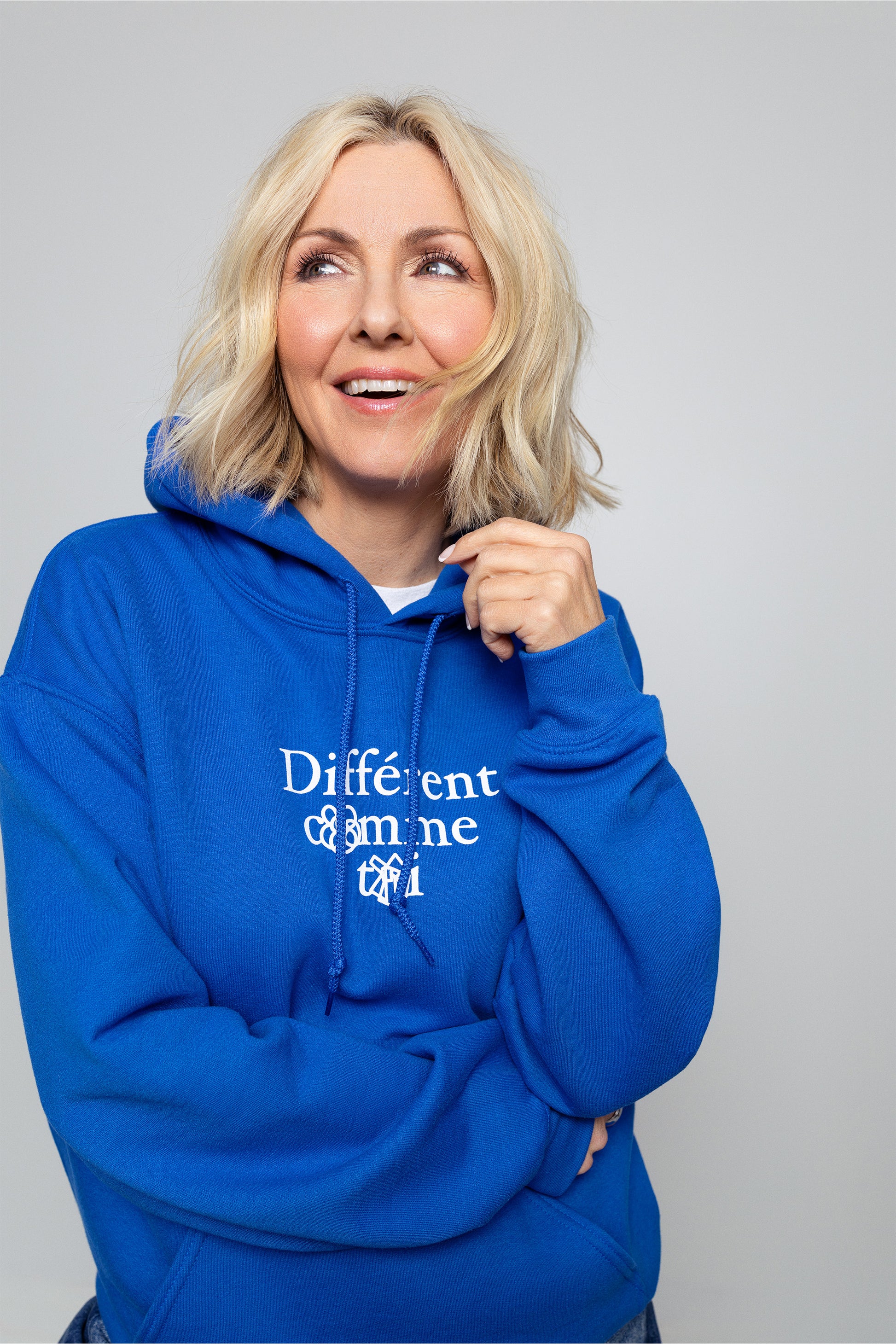 Chandail à capuchon ouaté unisexe à imprimé, Différent comme && BLEU