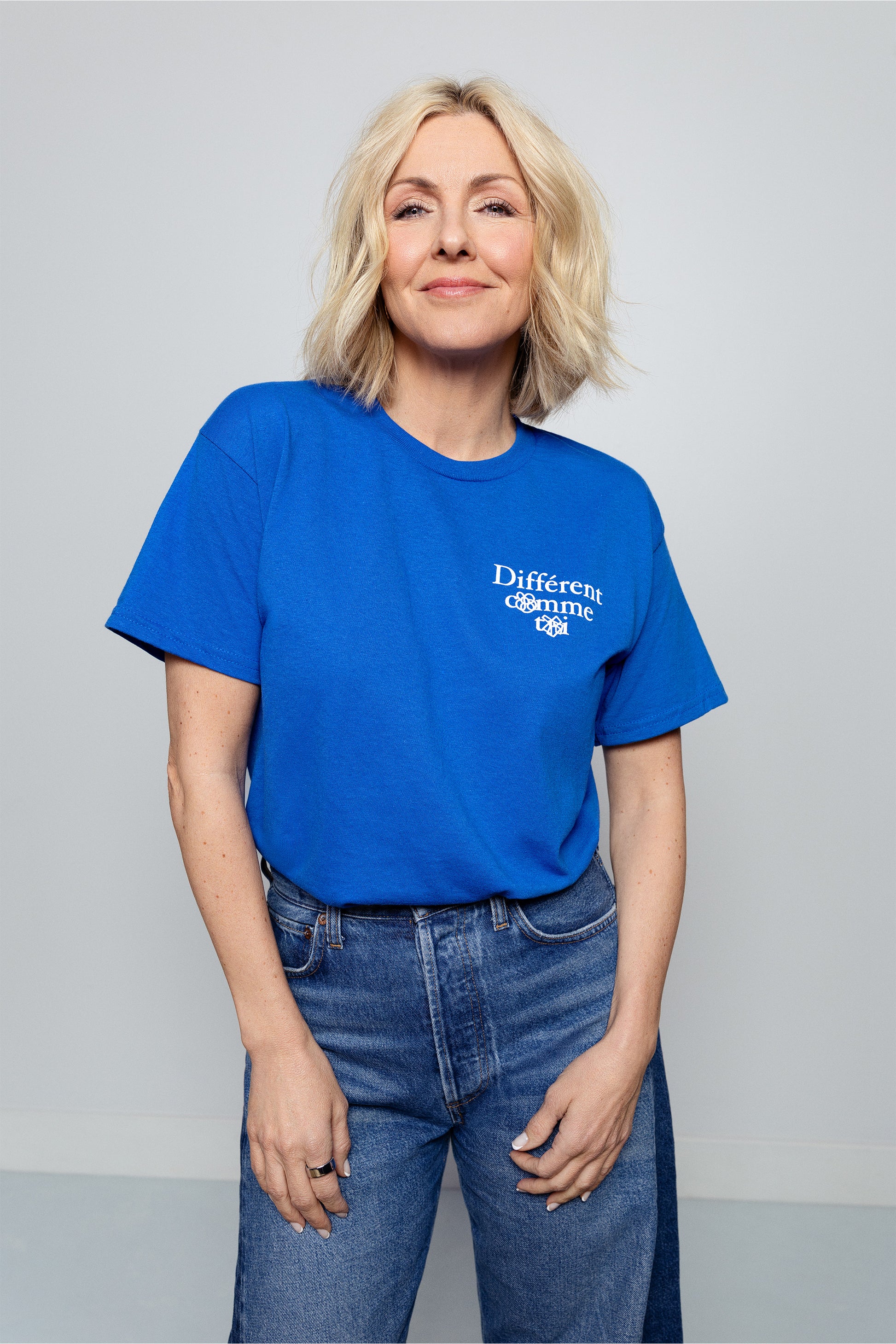 T-shirt unisexe col rond à imprimé au dos, Différent comme t && BLEU