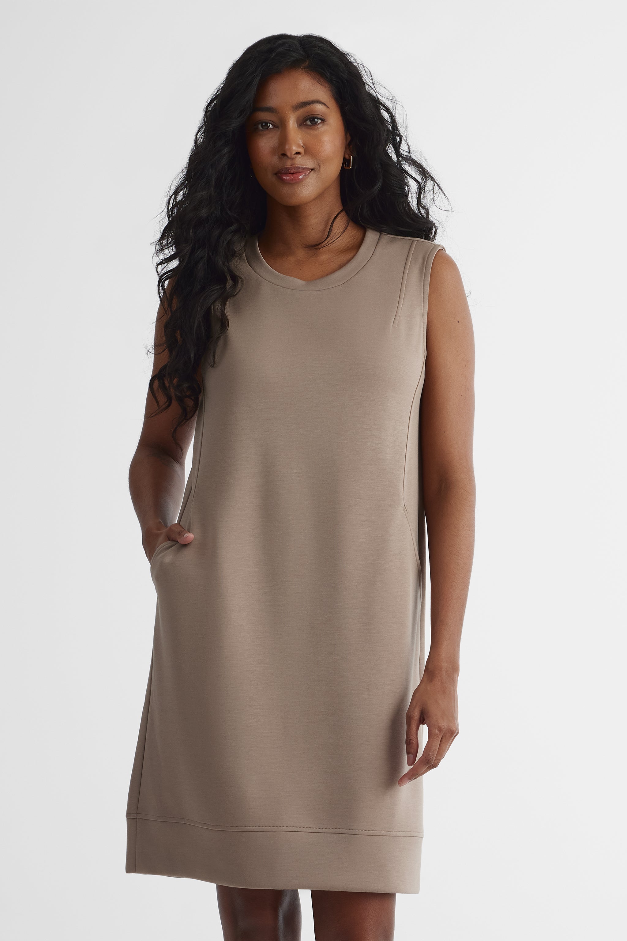 Robe S/manches Crew Neck avec poches - Femme && BEIGE
