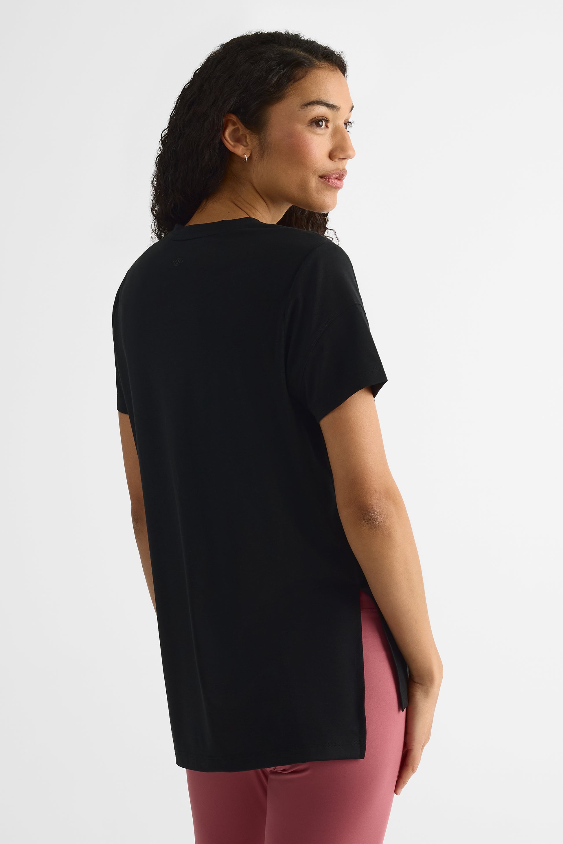 Chandail à manches courtes col rond - Femme && NOIR
