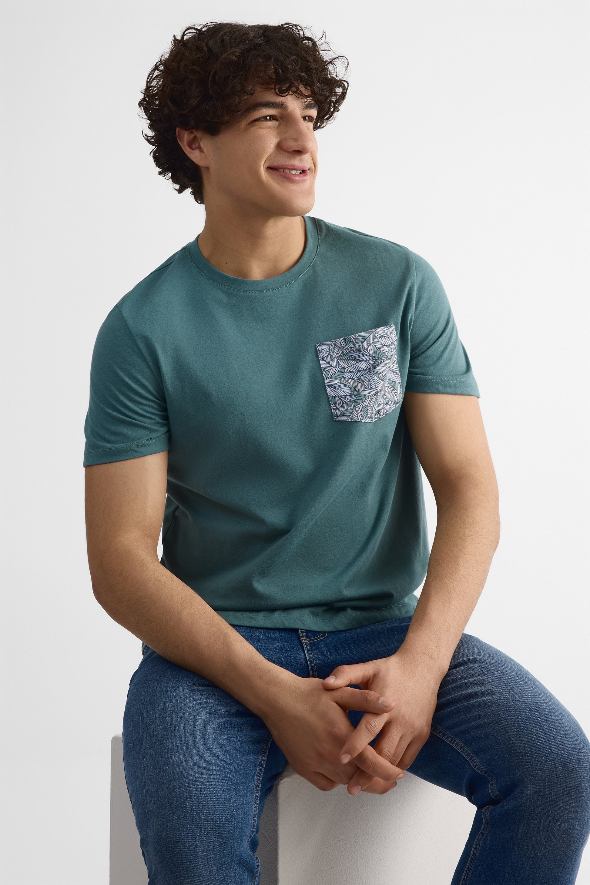 Chandail col rond coupe droite - Homme && VERT