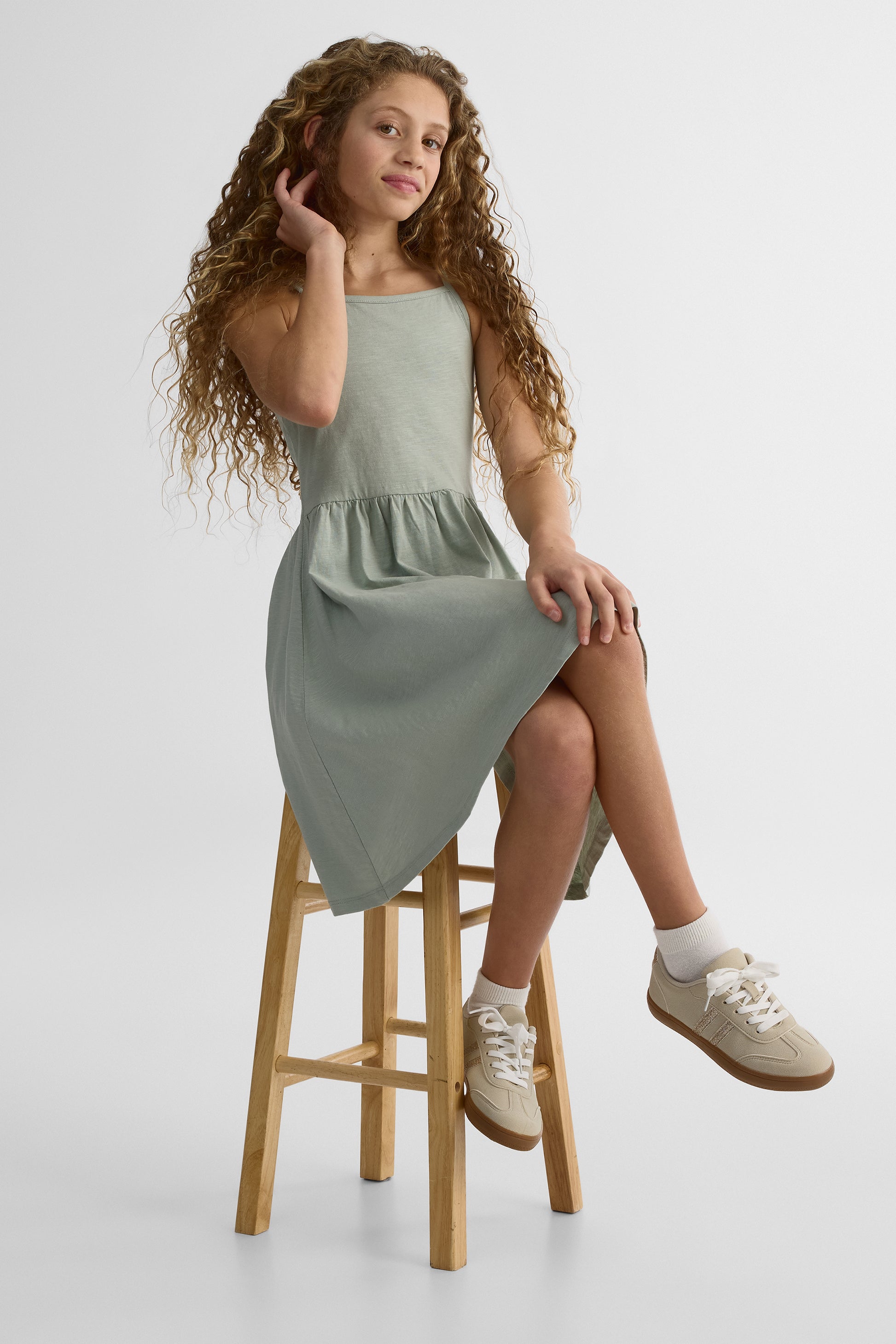 Robe unie à fines bretelles - Ado fille && VERT DE GRIS