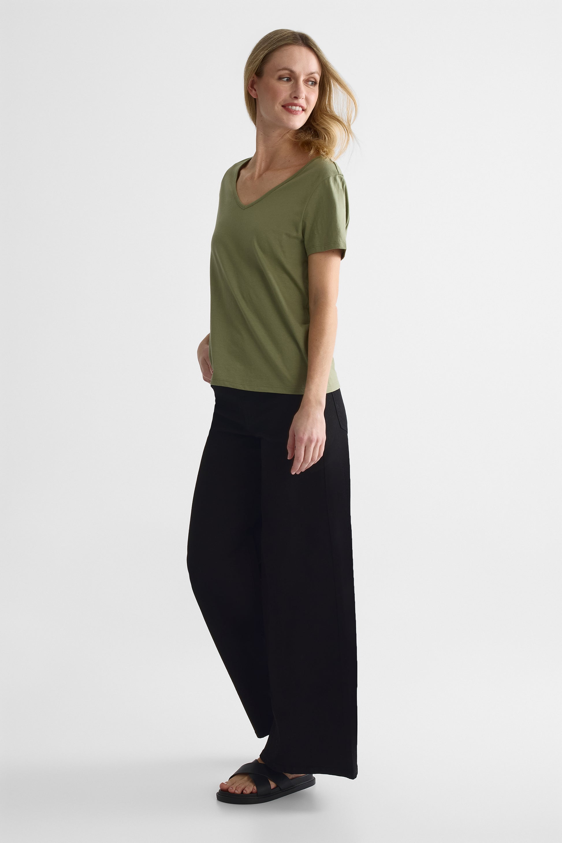 T-shirt col V léger - Femme && VERT