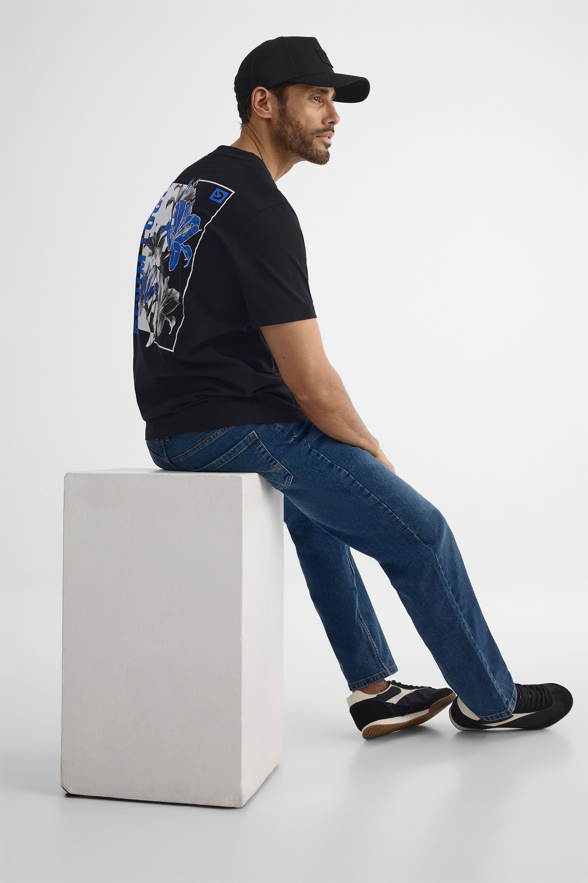 T-shirt à manches courtes - Homme && NOIR