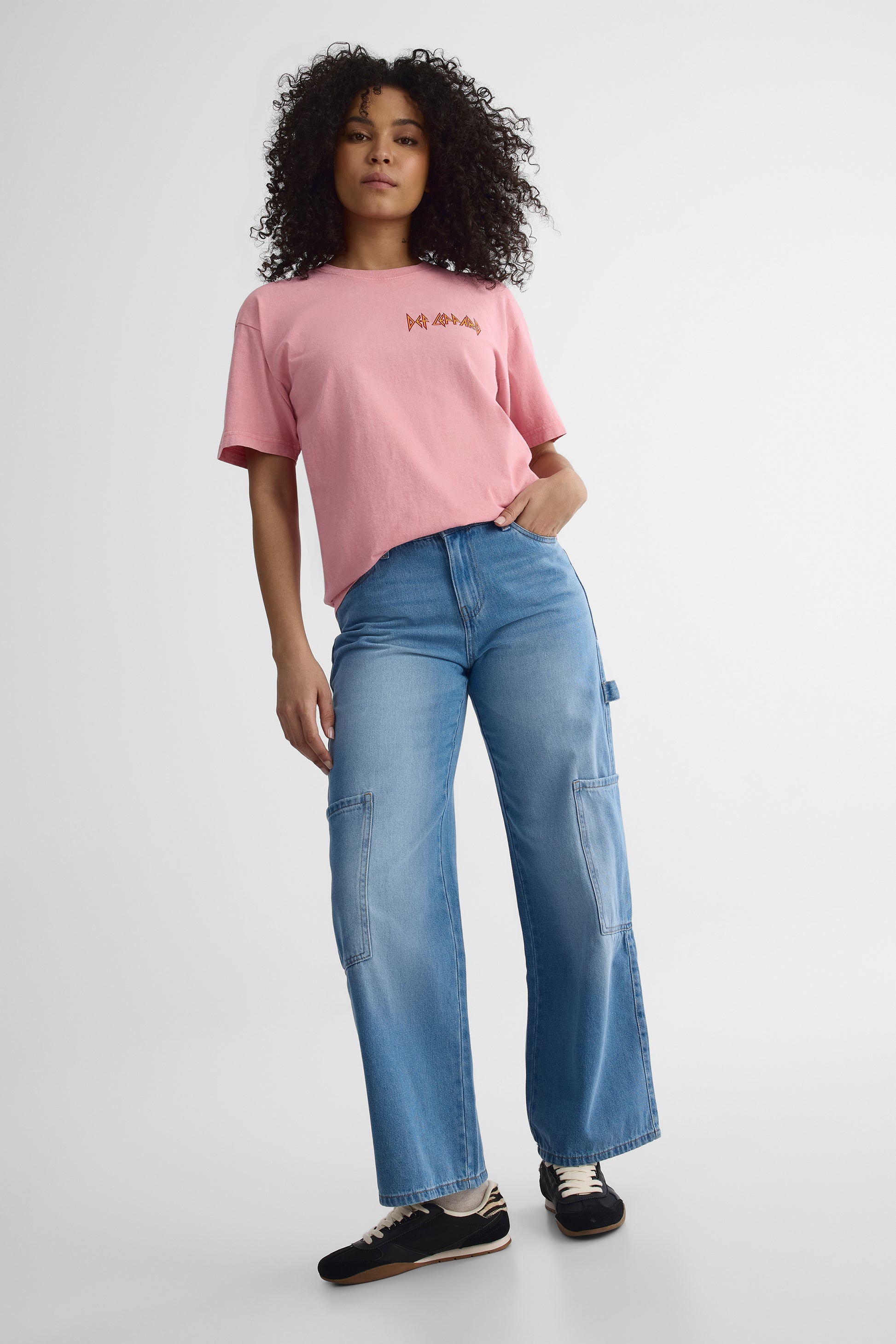 Chandail graphique Def Leppard - Jeune femme && ROSE