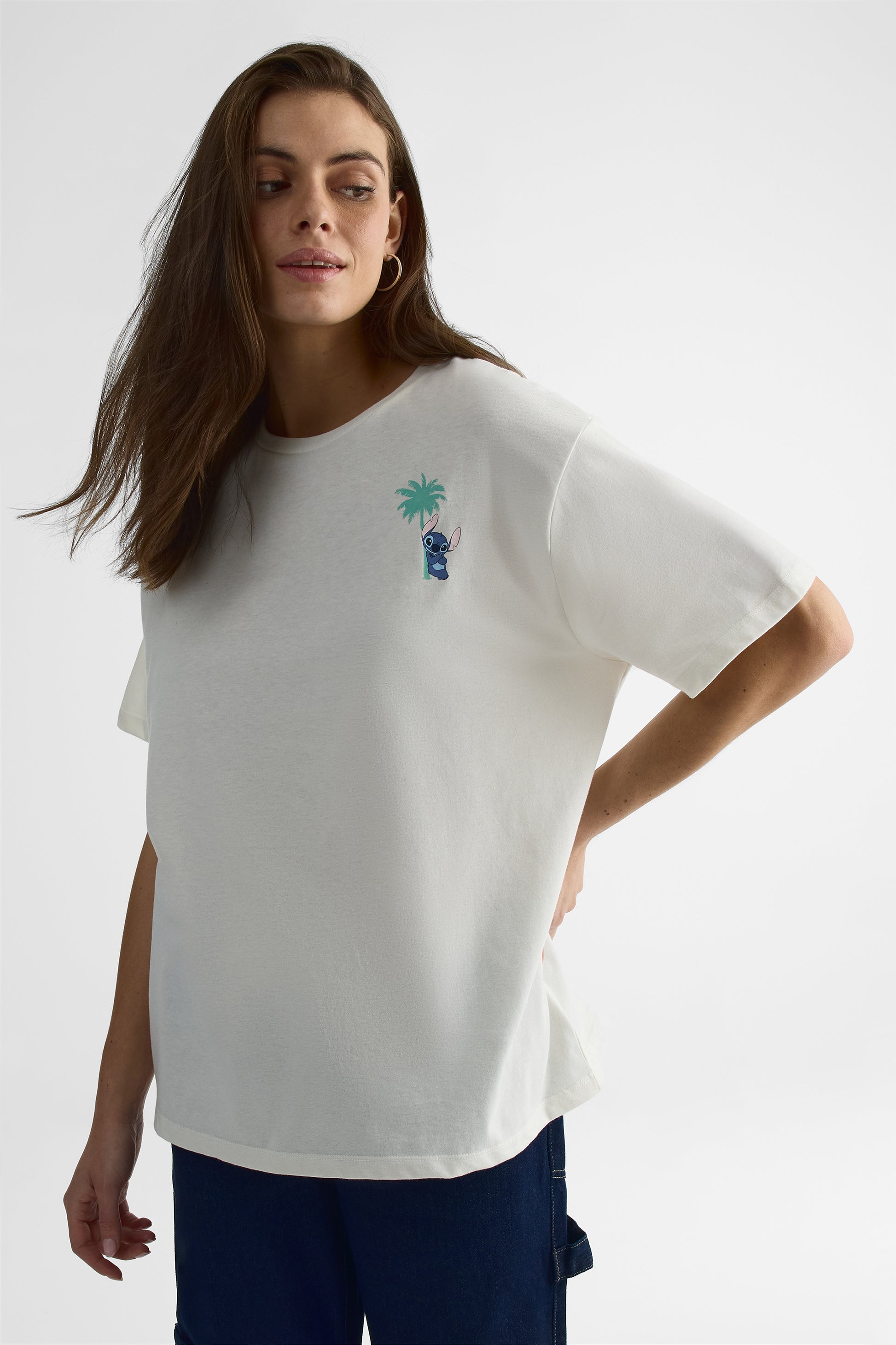 Chandail loose fit Lilo & Stitch - Jeune femme && BLANC CASSÉ