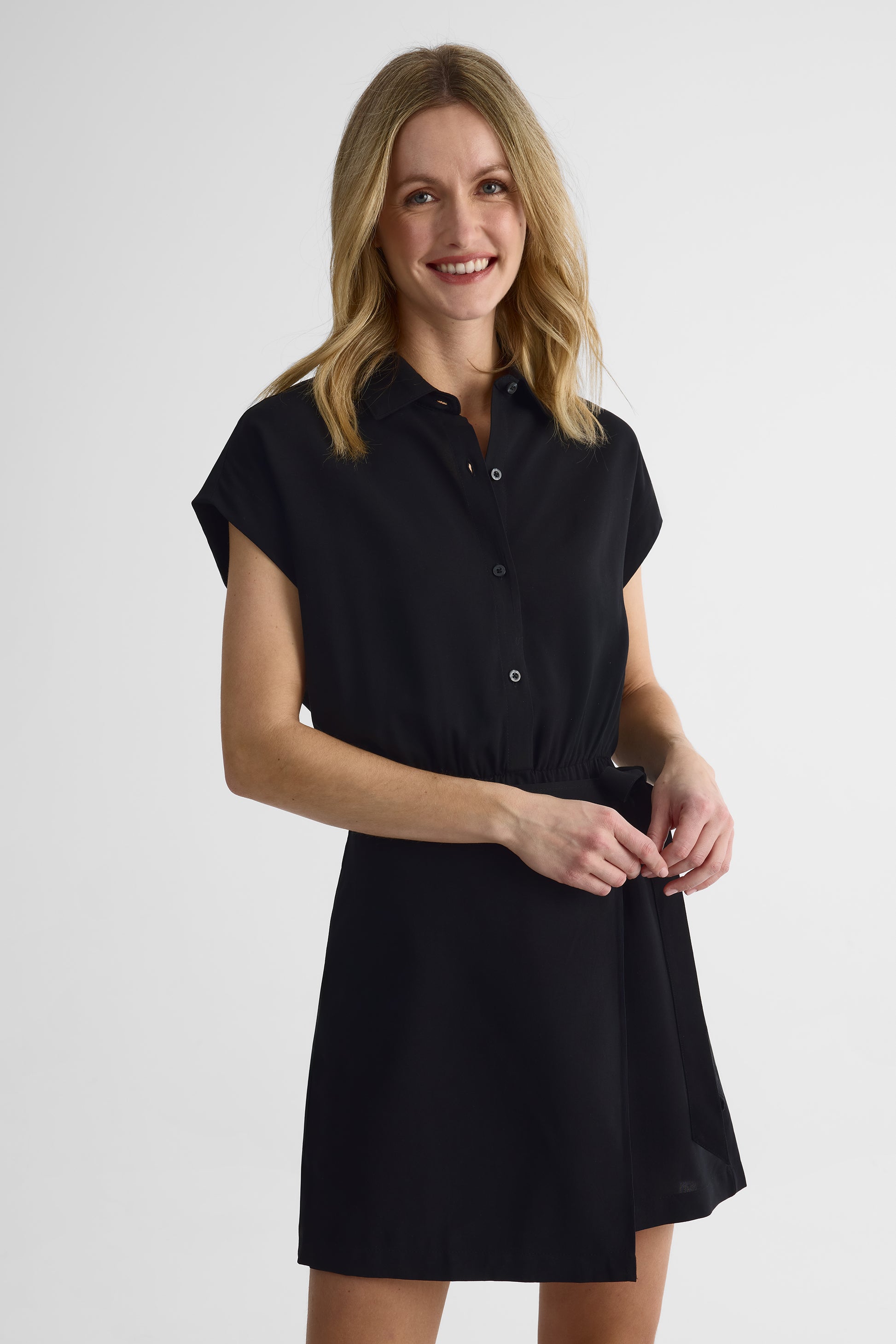 Robe chemisier à manches courtes - Femme && NOIR