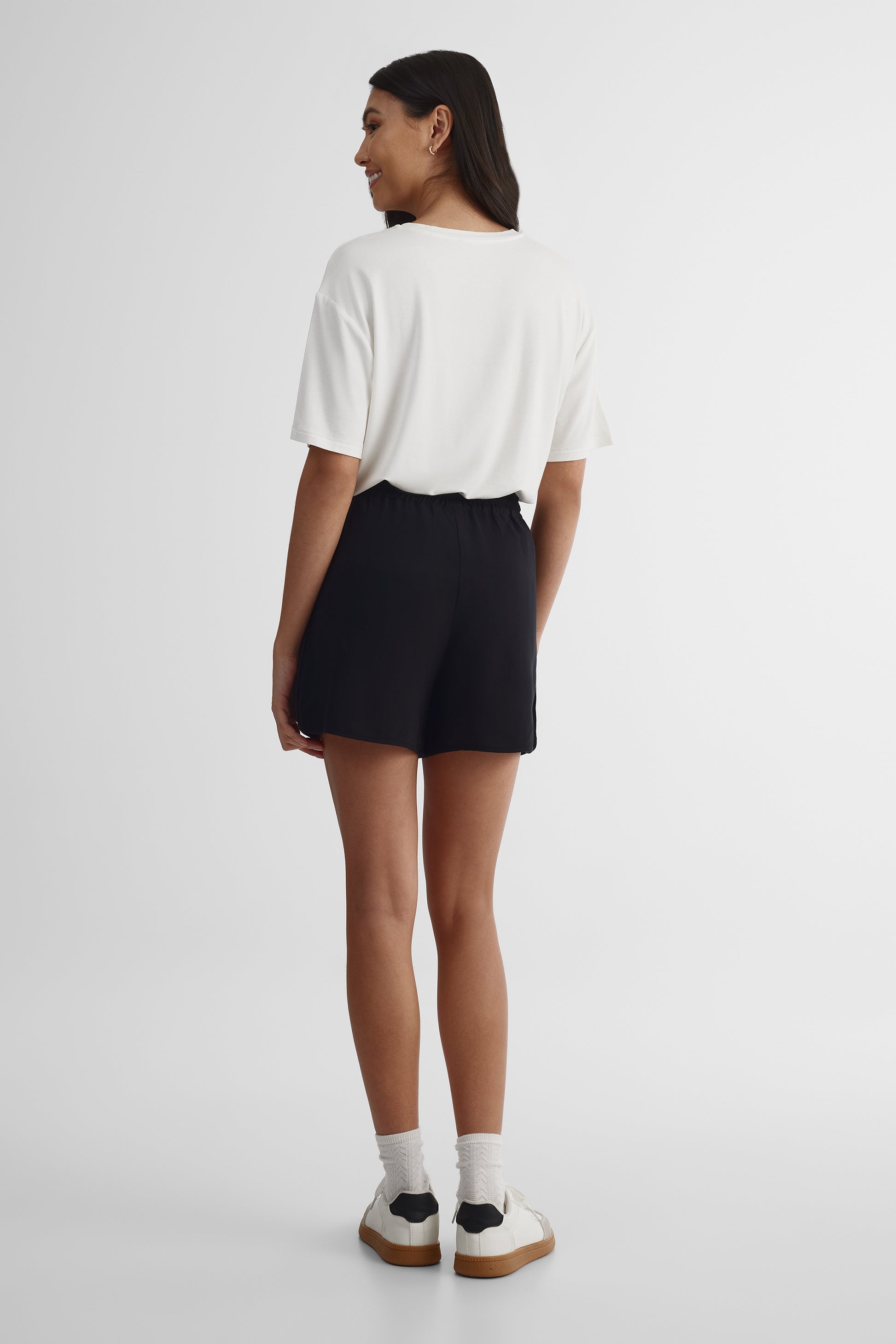 Short pull-on taille élastique - Femme && NOIR