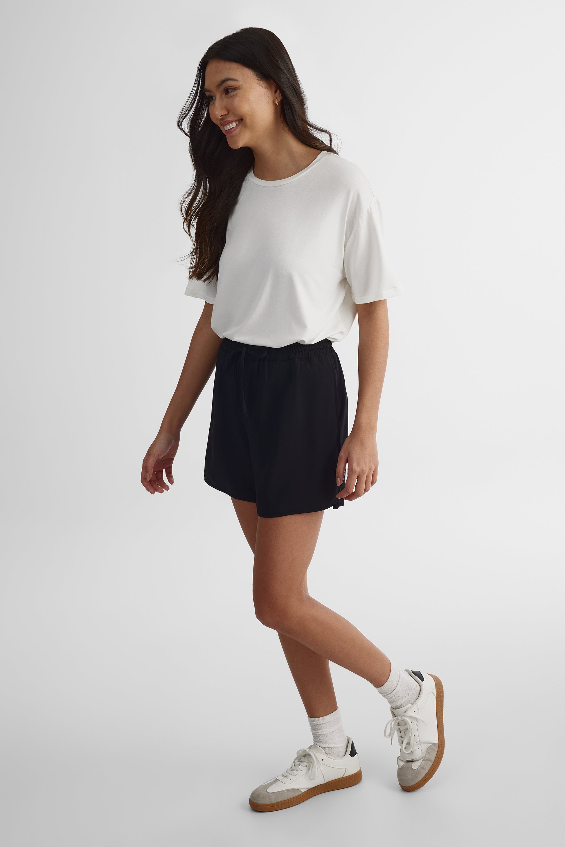 Short pull-on taille élastique - Femme && NOIR