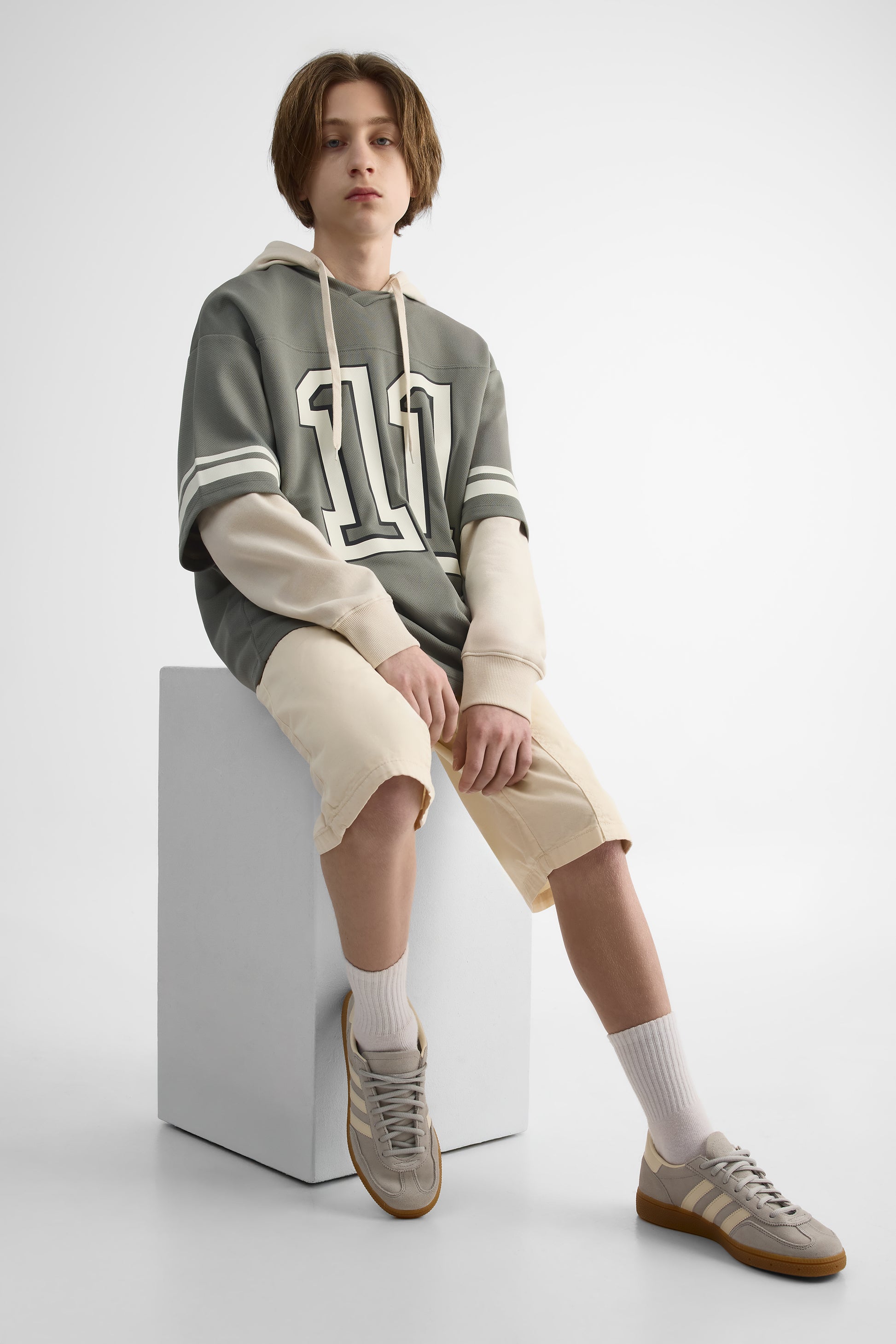 T-shirt col V oversize - Ado garçon && VERT DE GRIS