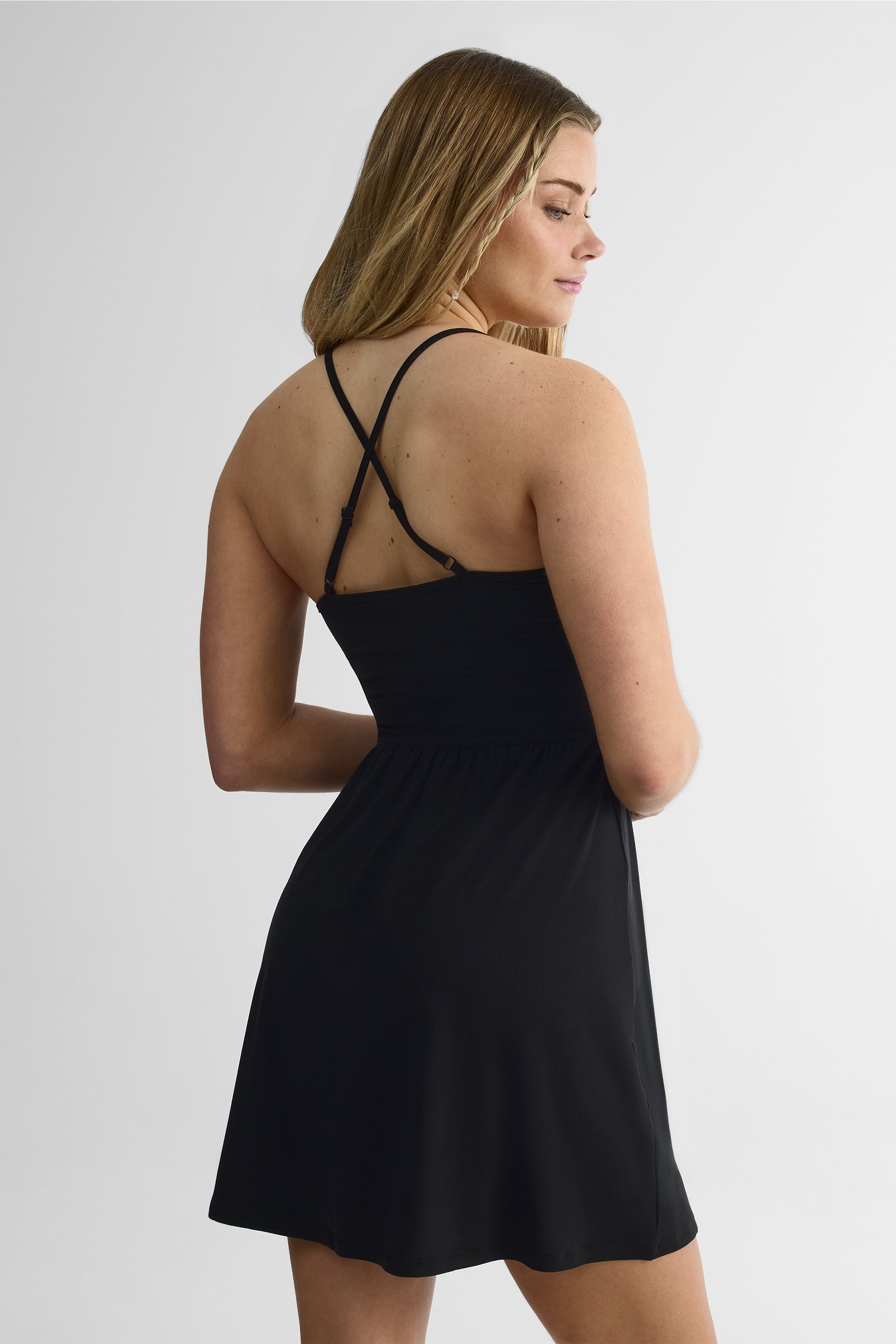 Robe strappy à bretelles croisées - Femme && NOIR