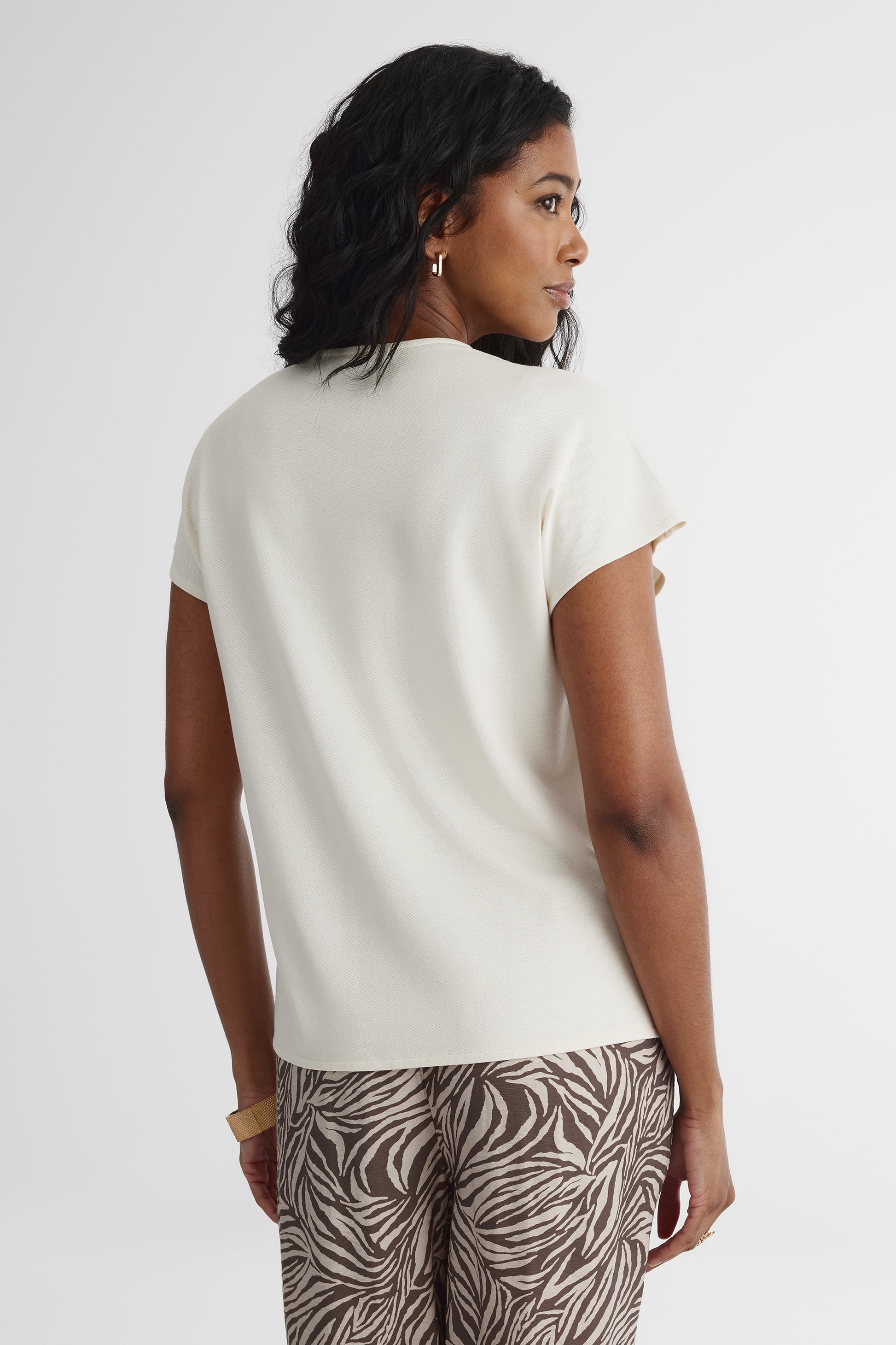 T-shirt col V à manches courtes - Femme && BLANC CASSÉ