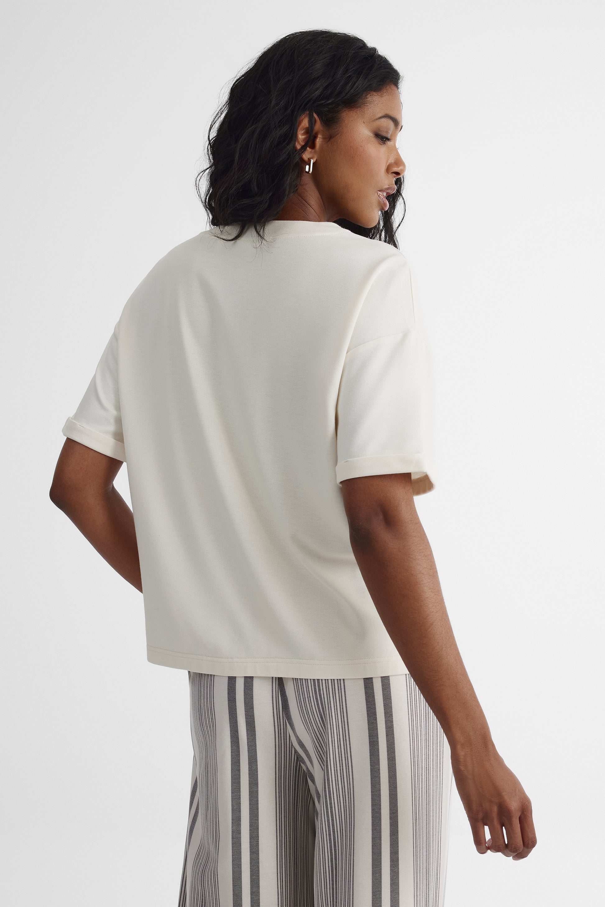 Blouse col V à manches courtes - Femme && BLANC CASSÉ
