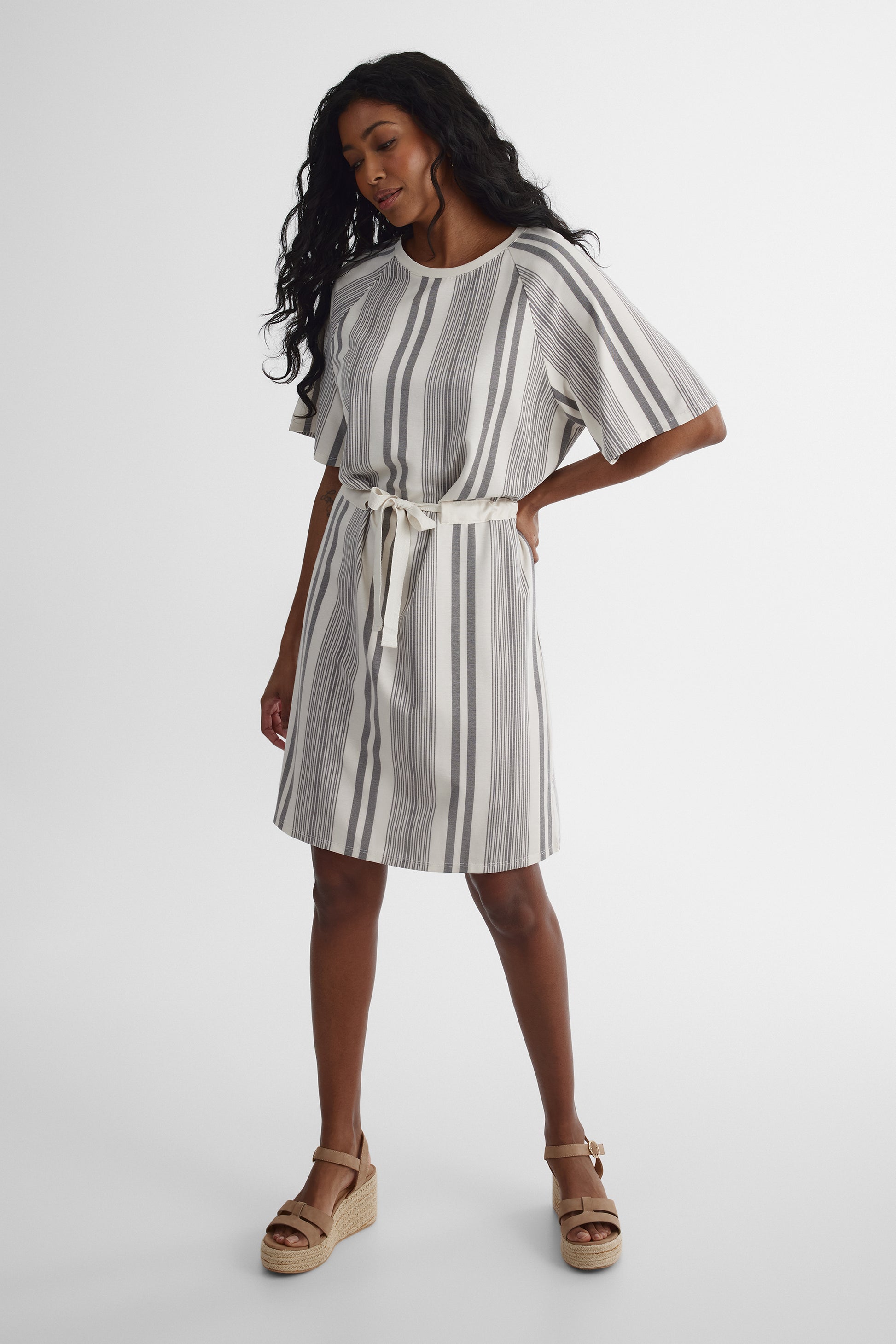 Robe maxi à manches courtes - Femme && NOIR/MULTI