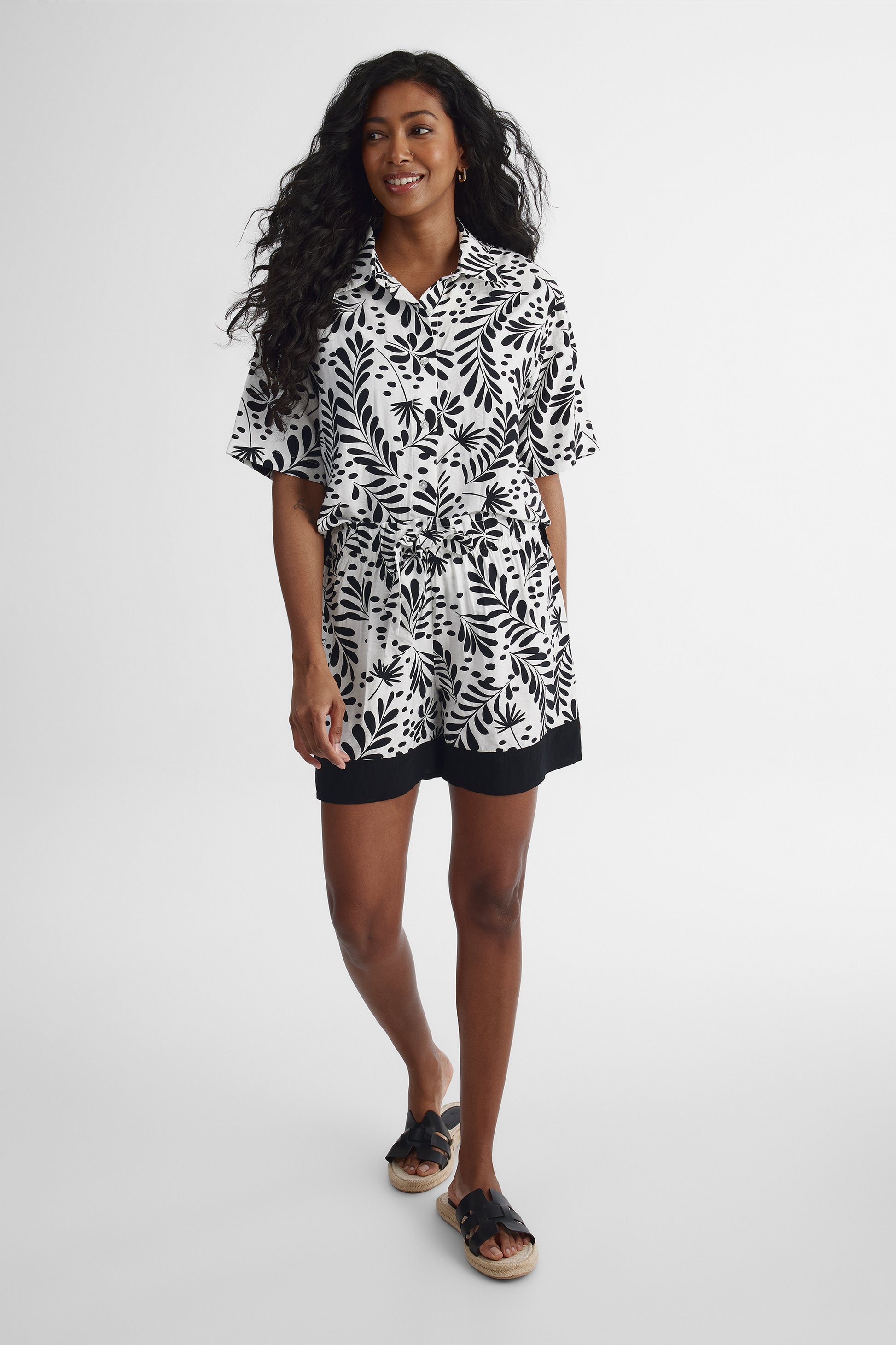 Short taille haute à ceinture - Femme && NOIR/MULTI