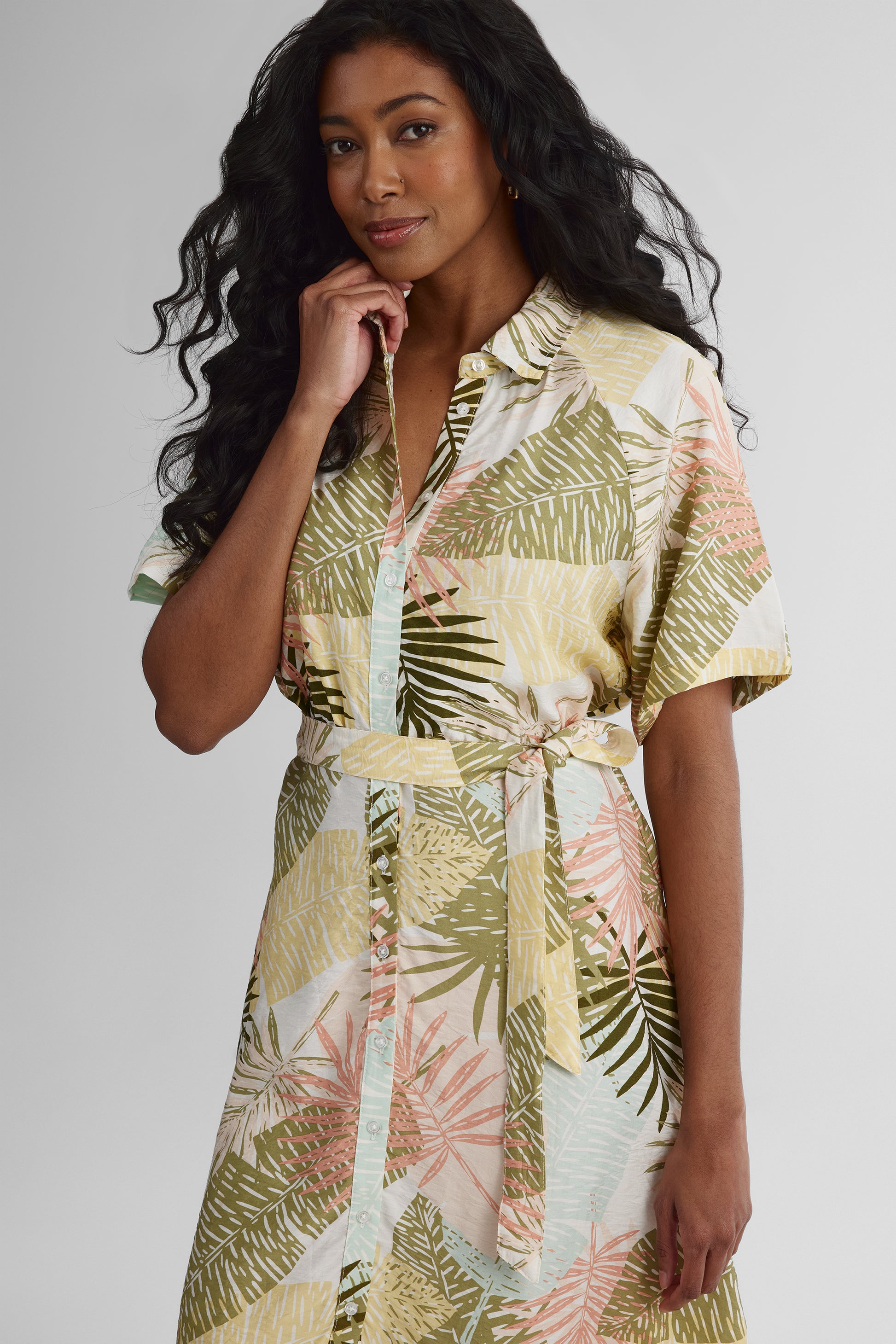 Robe à manches courtes avec ceinture - Femme && VERT/MULTI