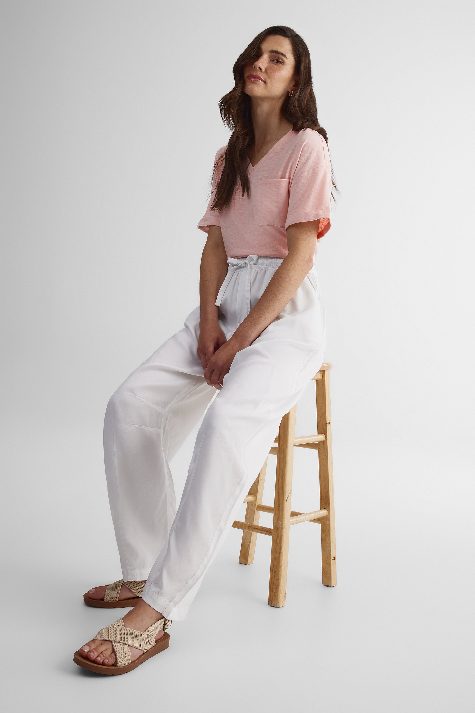 T-shirt ample col V avec poche - Femme && ROSE