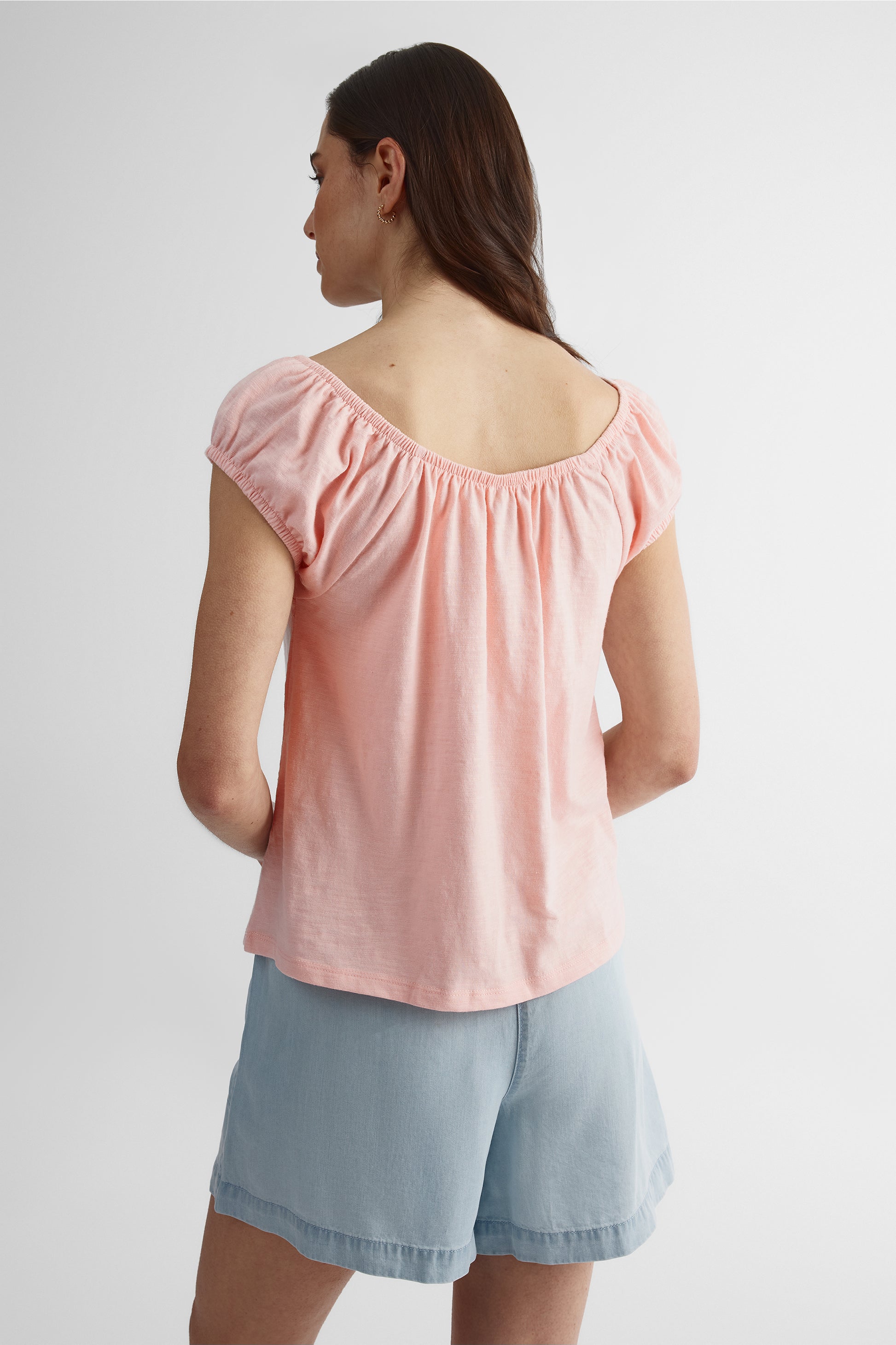 Chandail manches courtes encolure froncée - Femme && ROSE