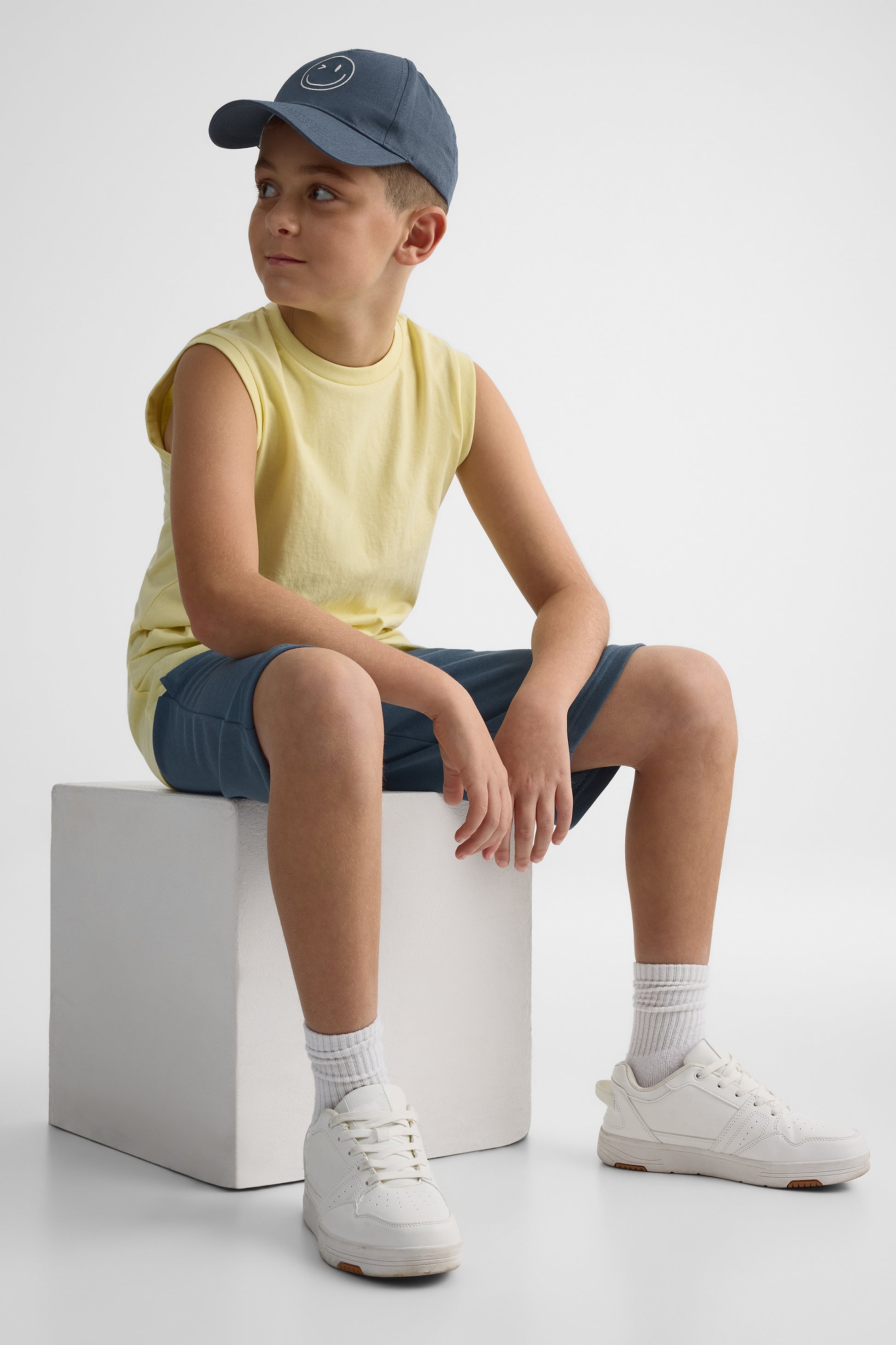 Short ouaté à poches - Ado garçon && INDIGO