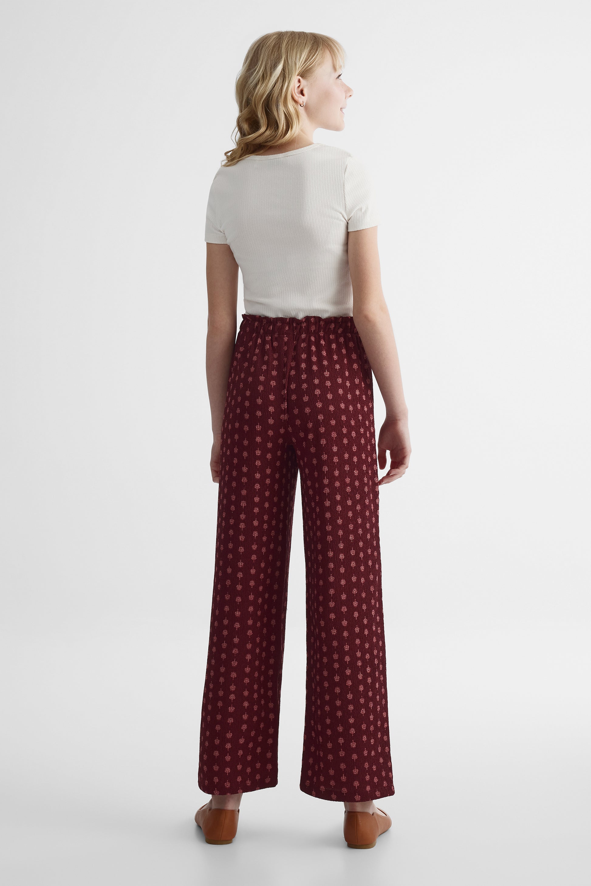 Ensemble - Ado fille && ROUGE VIN
