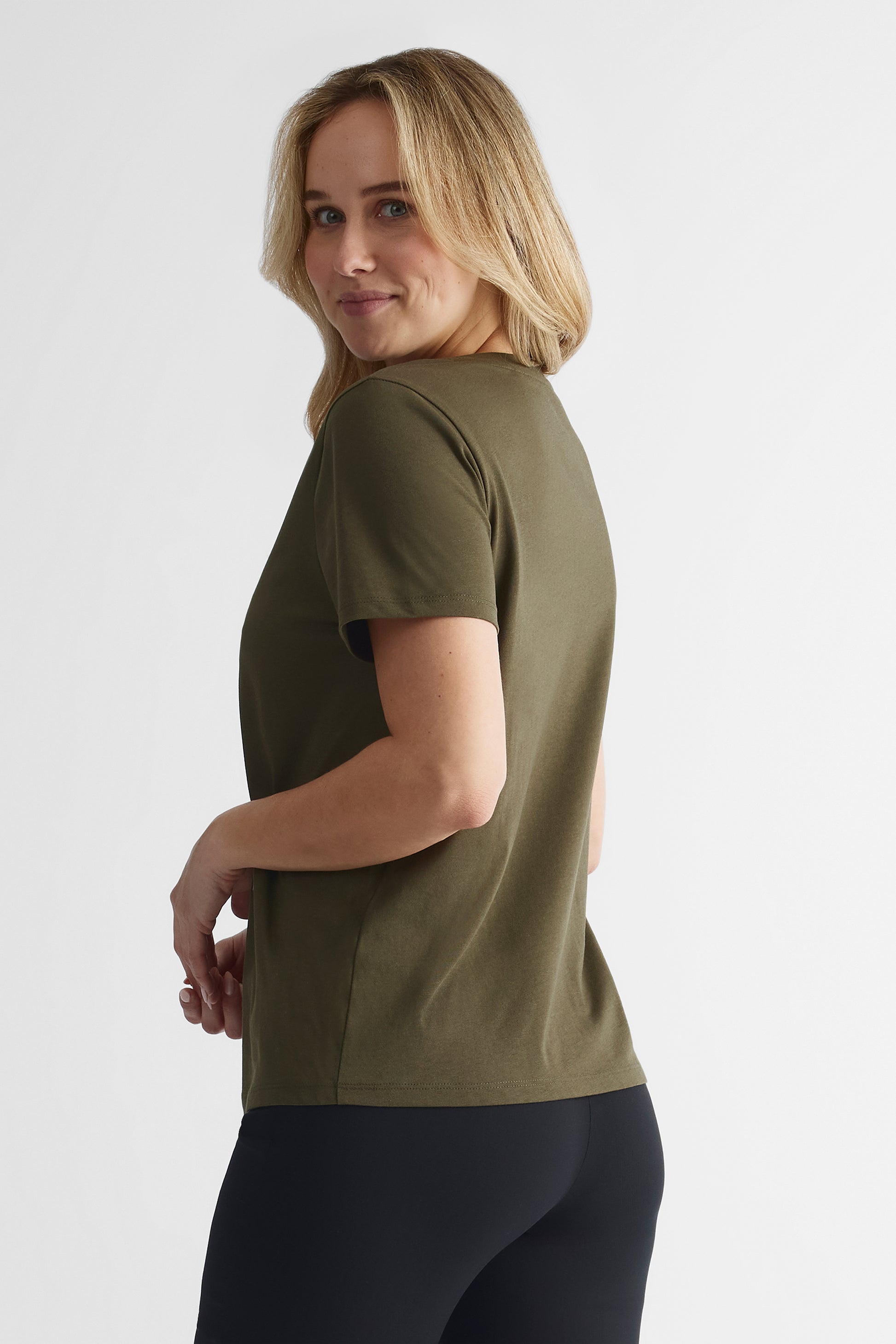 T-shirt à manches courtes essentiel - Femme && OLIVE
