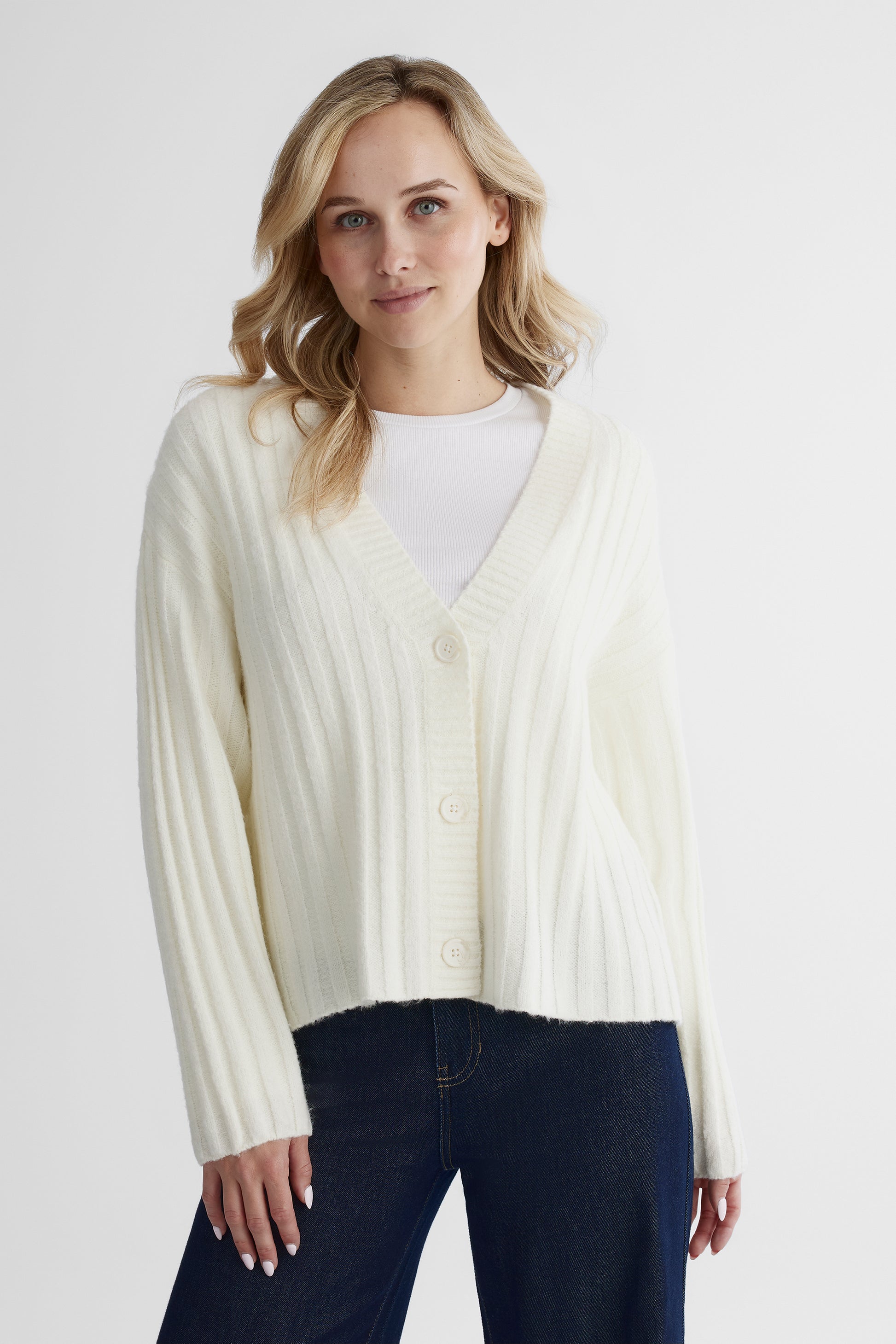 Cardigan tricoté douillet - Femme && BLANC CASSÉ
