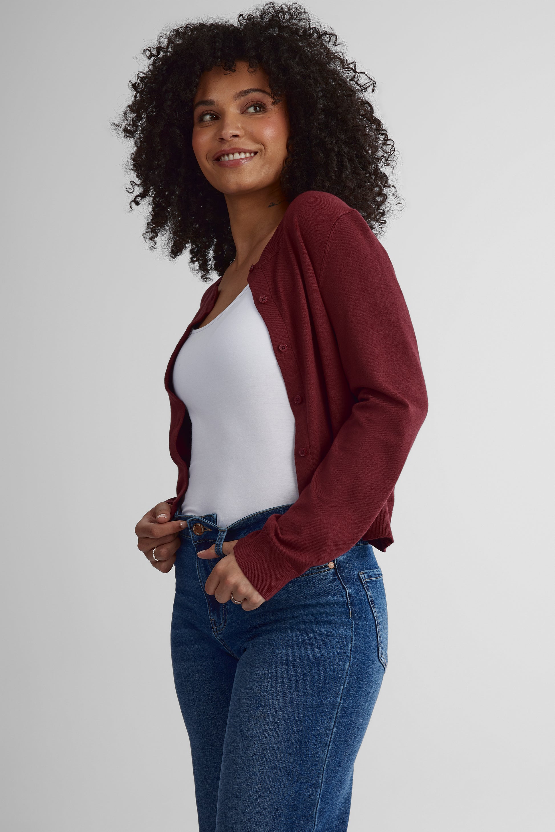 Cardigan semi-ajusté en tricot doux - Femme && ROUGE