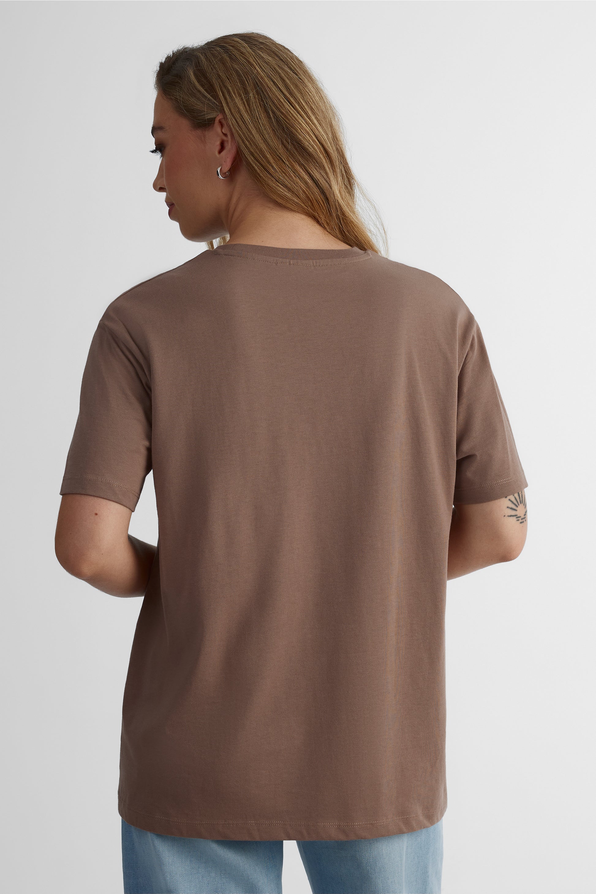 T-shirt Winnie l'ourson - Femme && BRUN