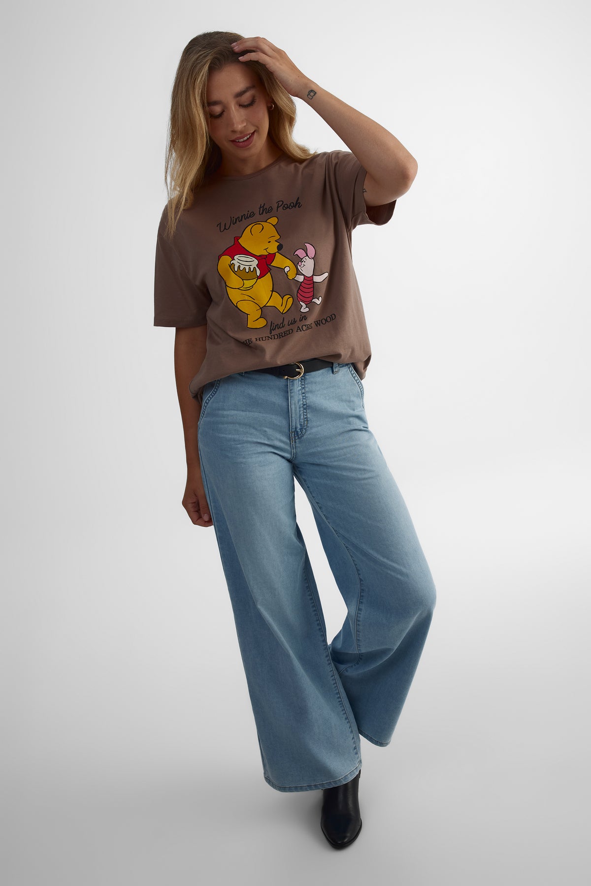 T-shirt Winnie l'ourson - Femme && BRUN