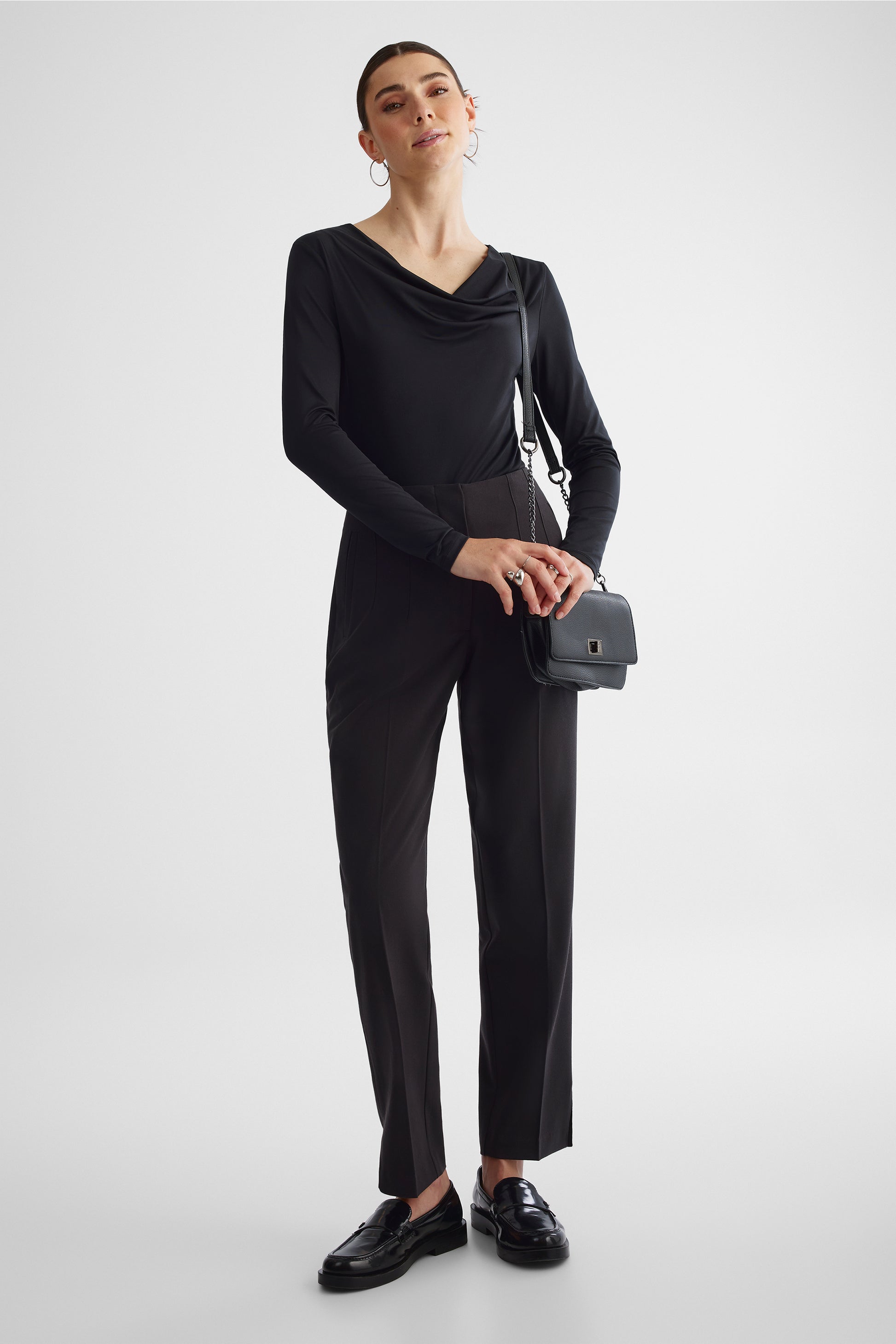 Chandail léger essentiel - Femme && NOIR