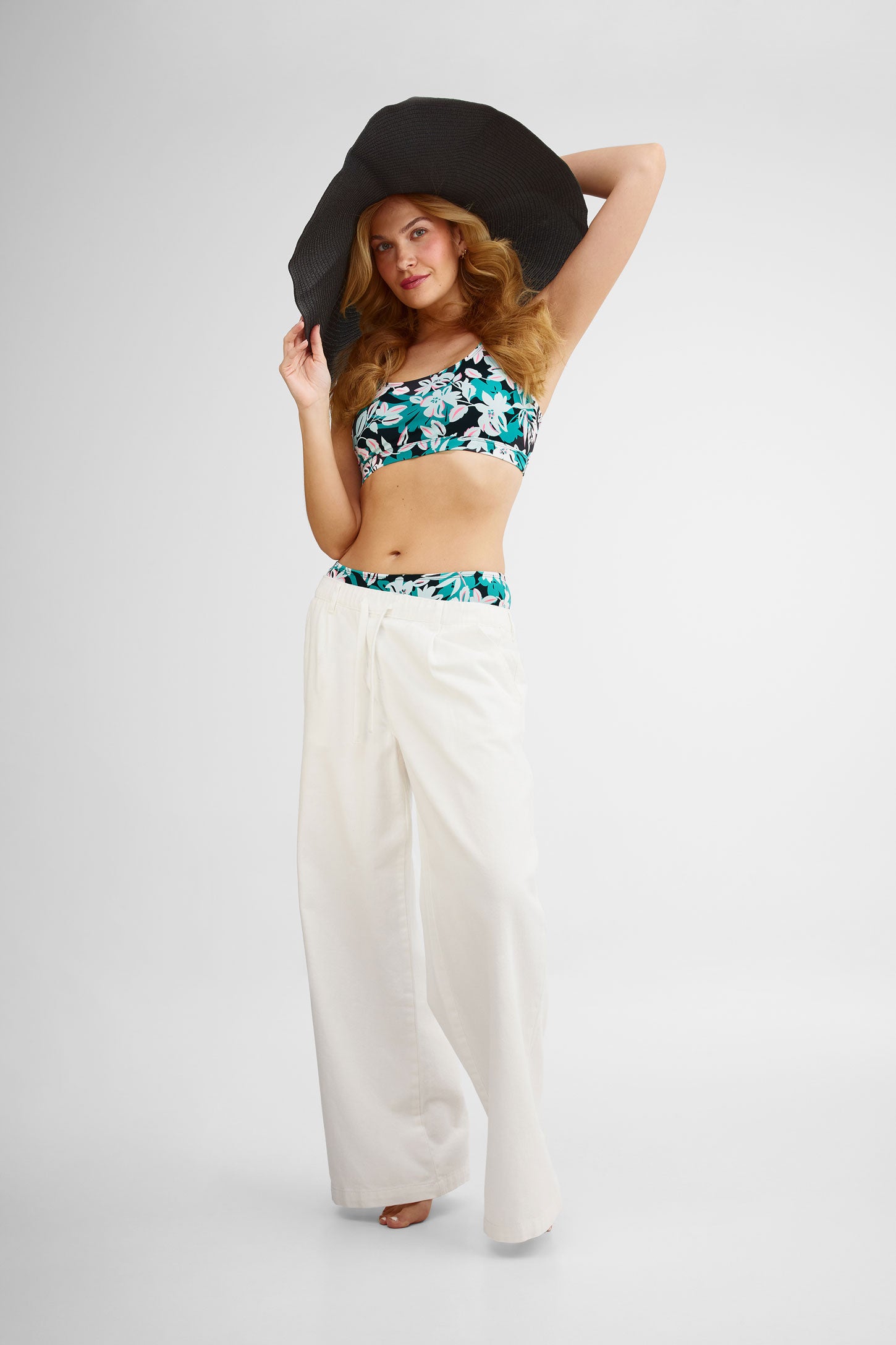 Culotte maillot de bain Bikini, 2/40$ - Femme && VERT/MULTI