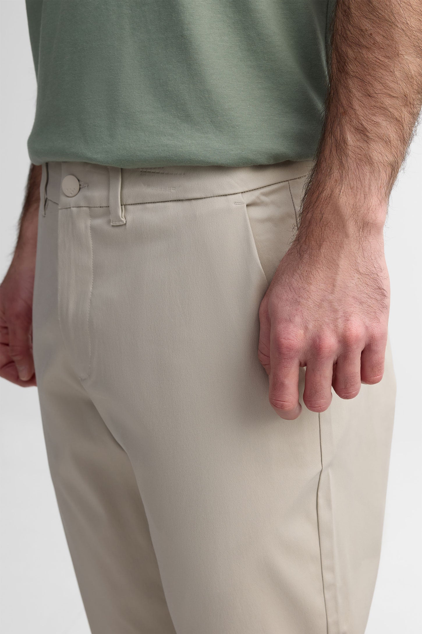 Pantalon jambe fuselée en modal - Homme && BEIGE
