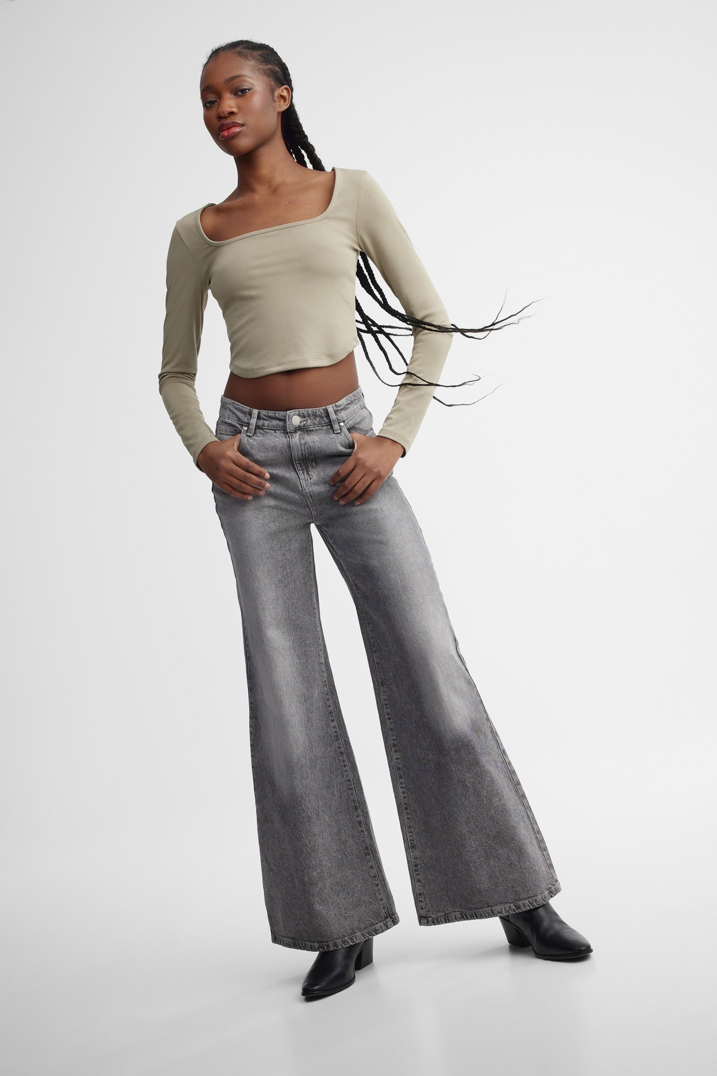 Chandail col carré coupe ajustée - Femme && KAKI
