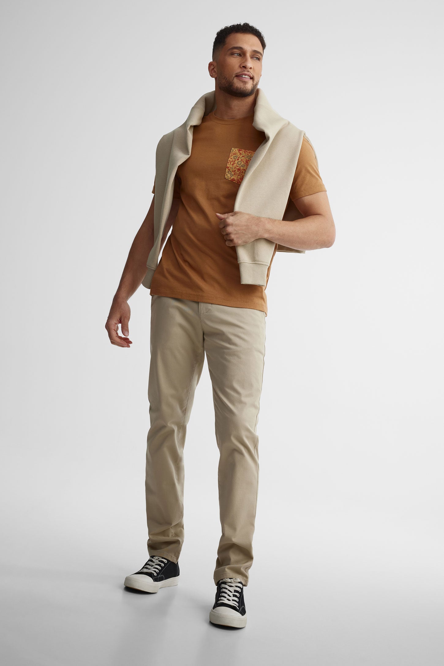 T-shirt à poche en coton, 2/30$ - Homme && BRONZÉ
