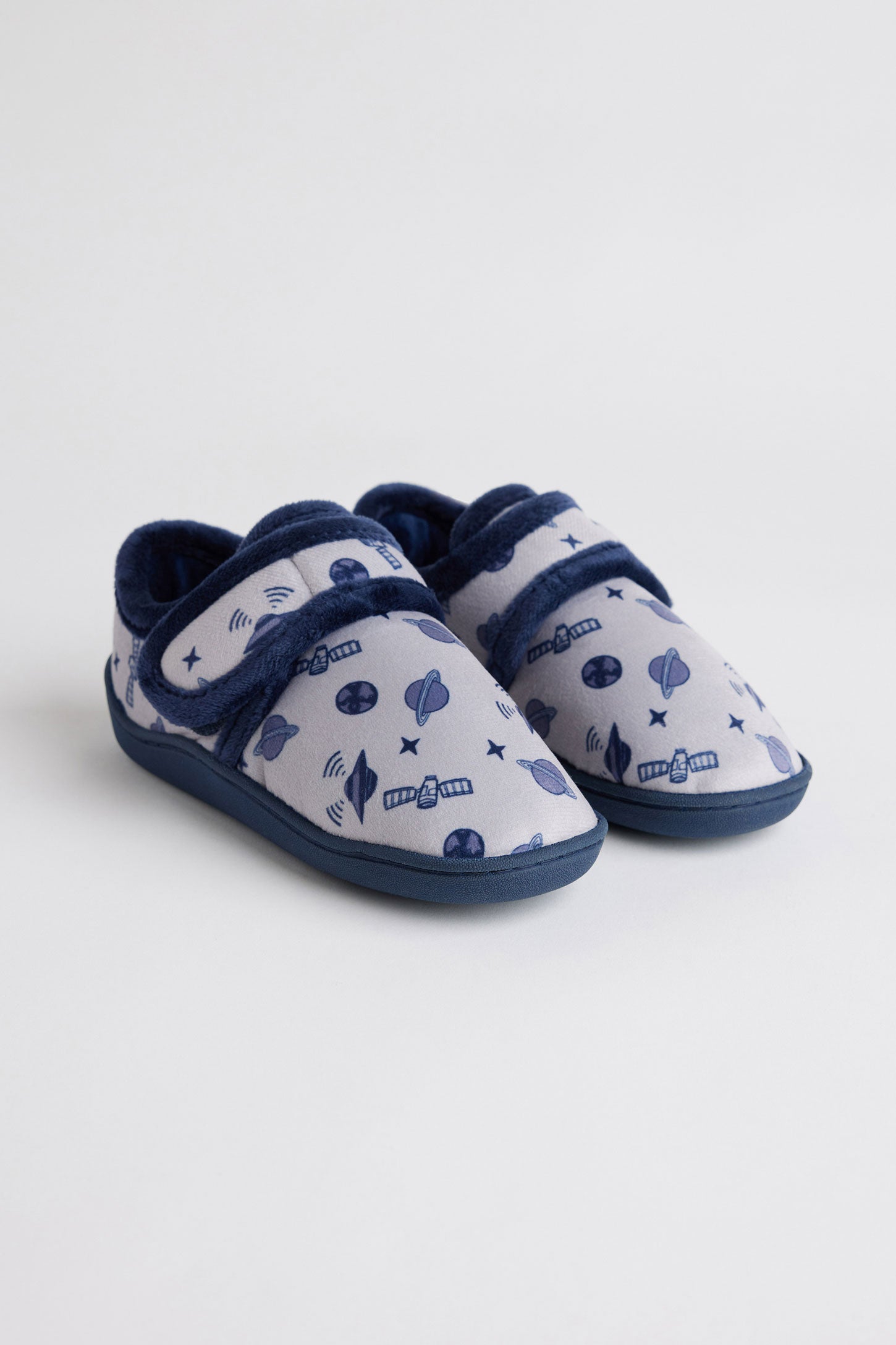 Pantoufles semelles rigides - Enfant garçon && MARIN/MULTI